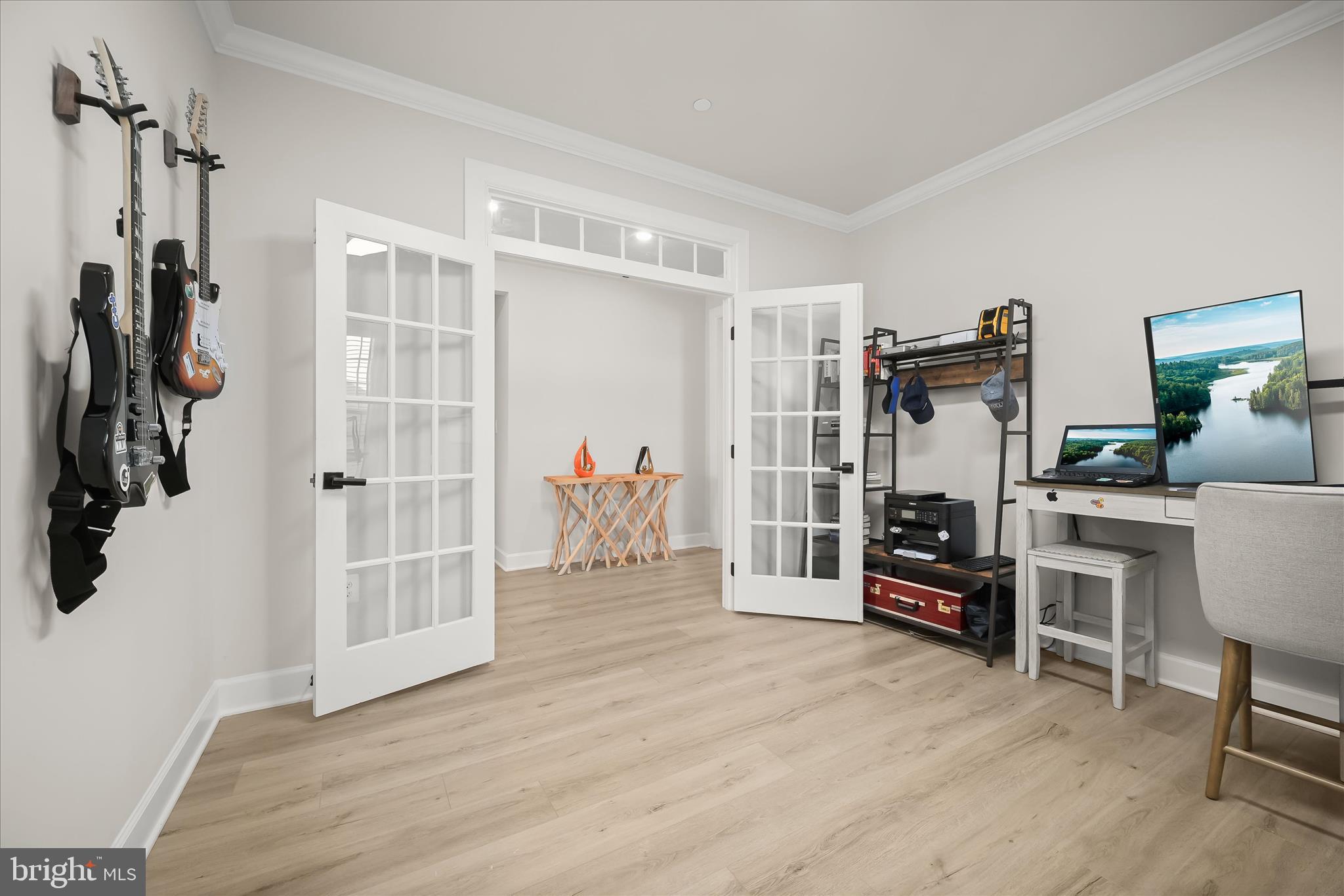 CEDAR CREEK - Residential