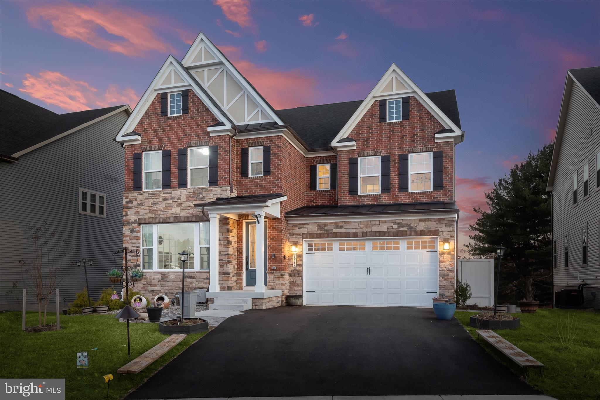 CEDAR CREEK - Residential