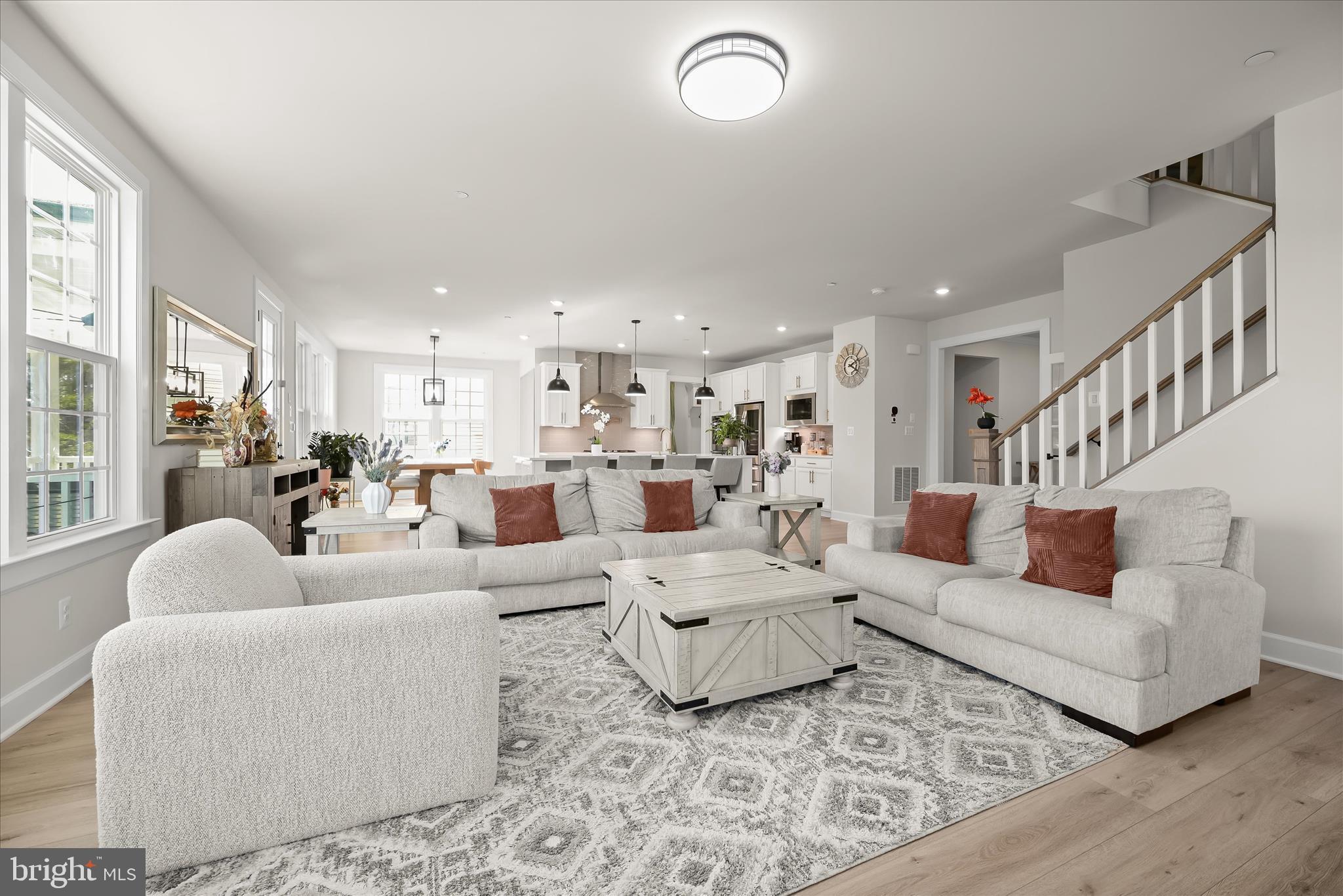 CEDAR CREEK - Residential