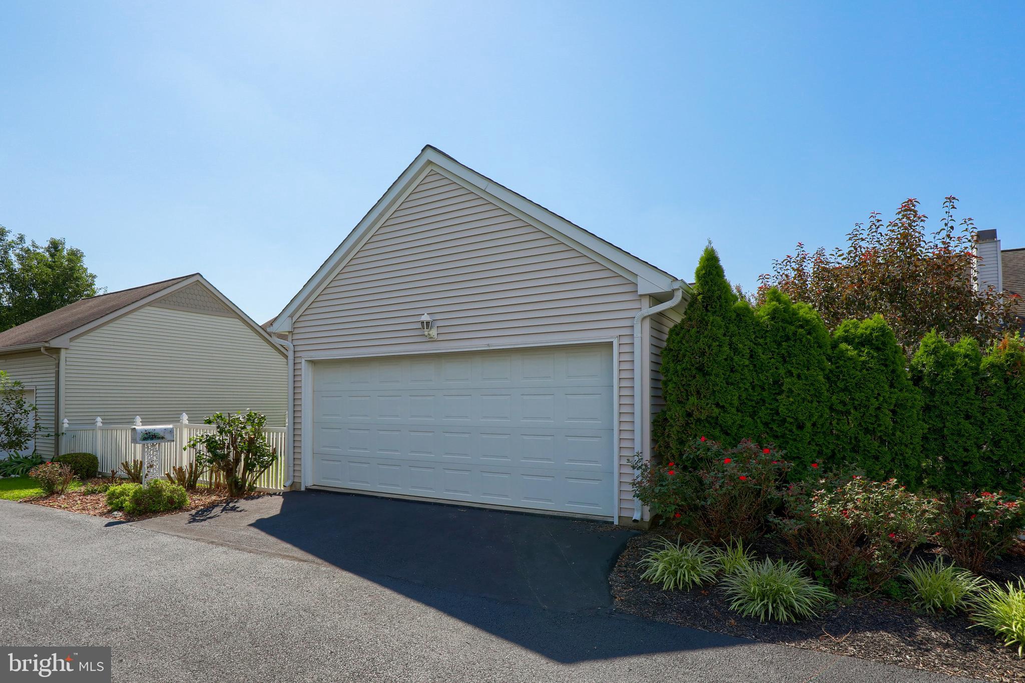 BRIGHTON - Residential