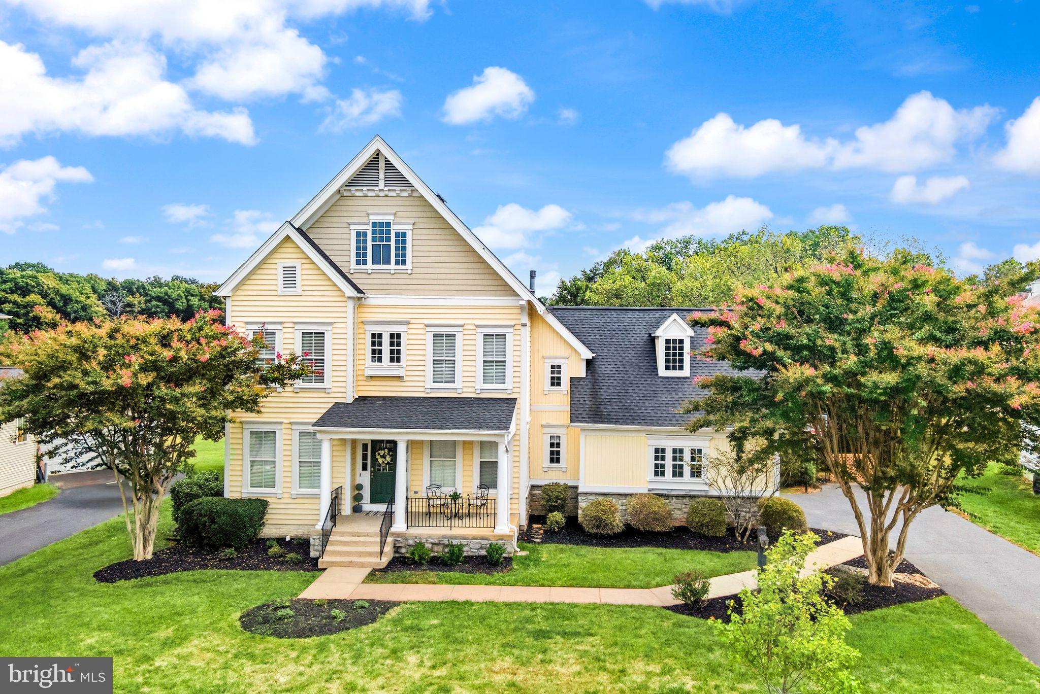 4093 VON NEUMAN CIRCLE