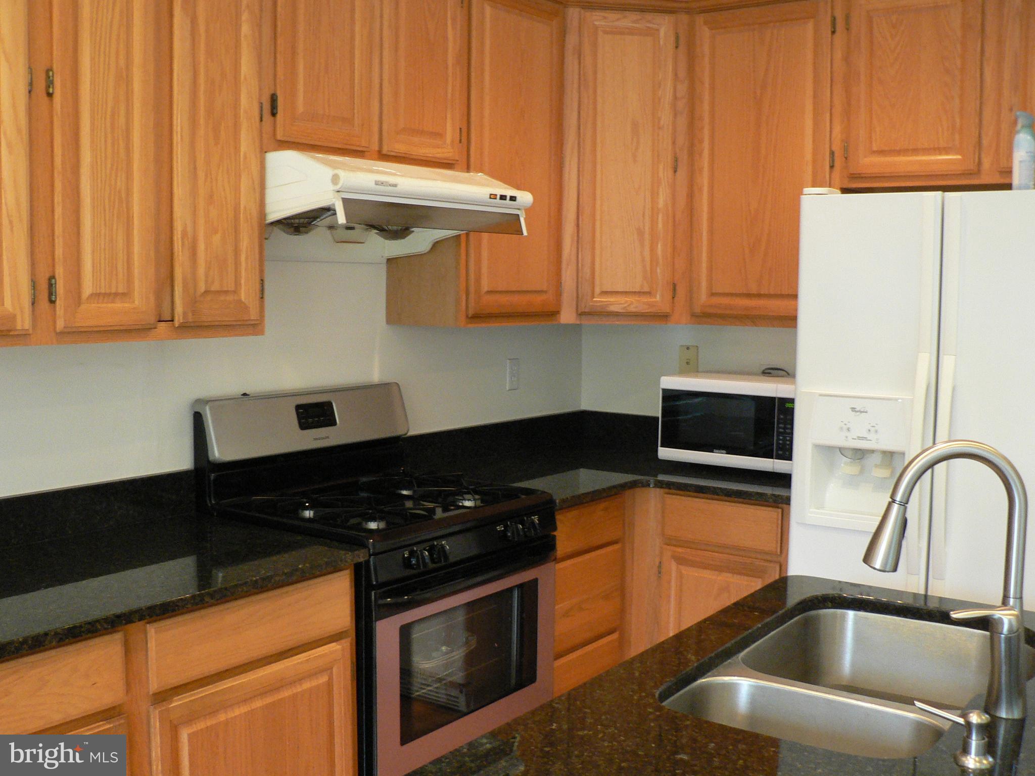 CHANTILLY HIGHLANDS - Residential Lease