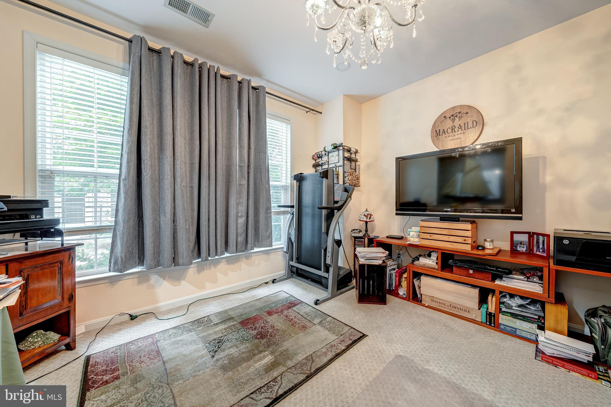 BRAMBLETON OVERLOOK - Residential Lease