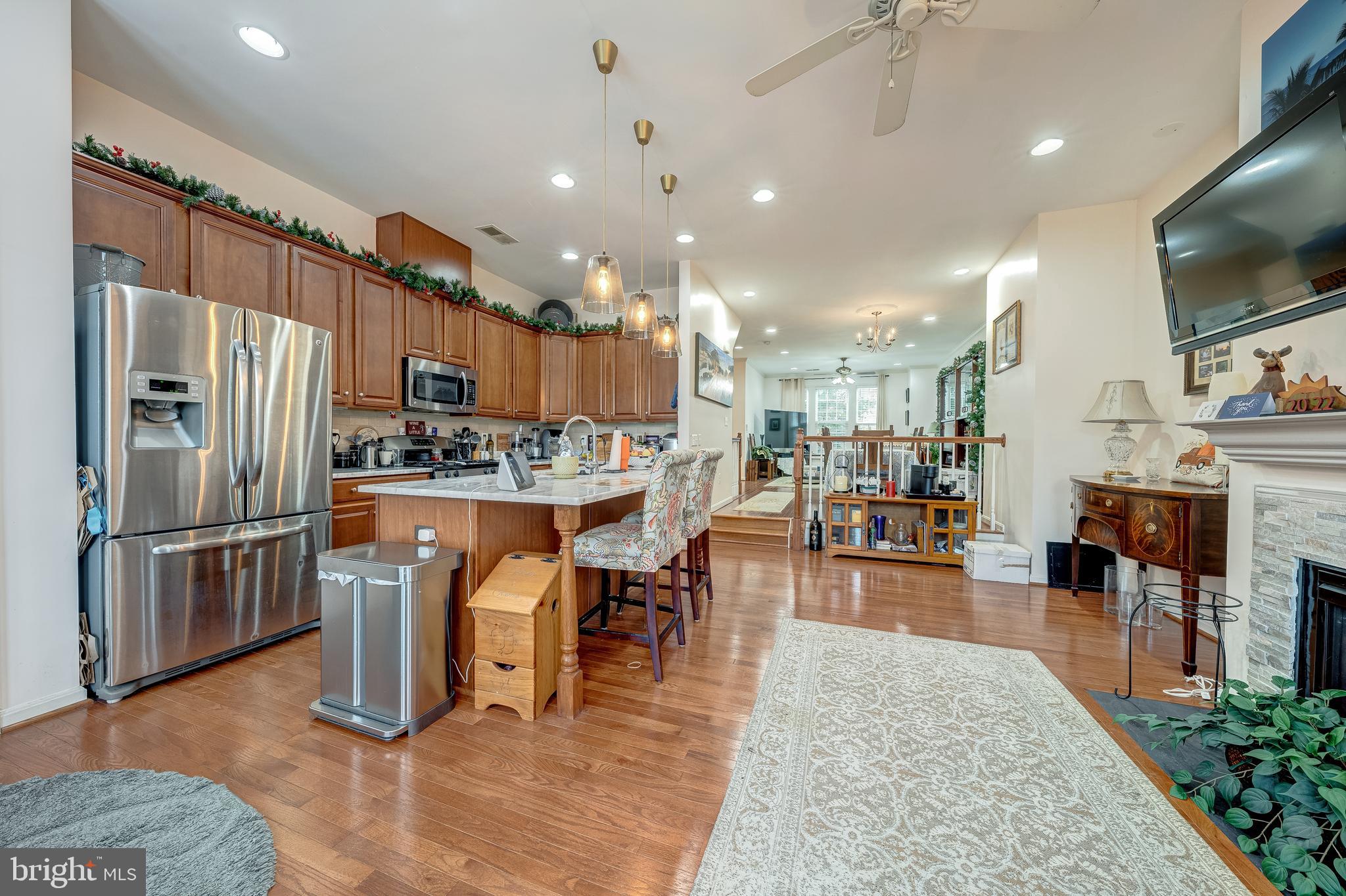 BRAMBLETON OVERLOOK - Residential Lease