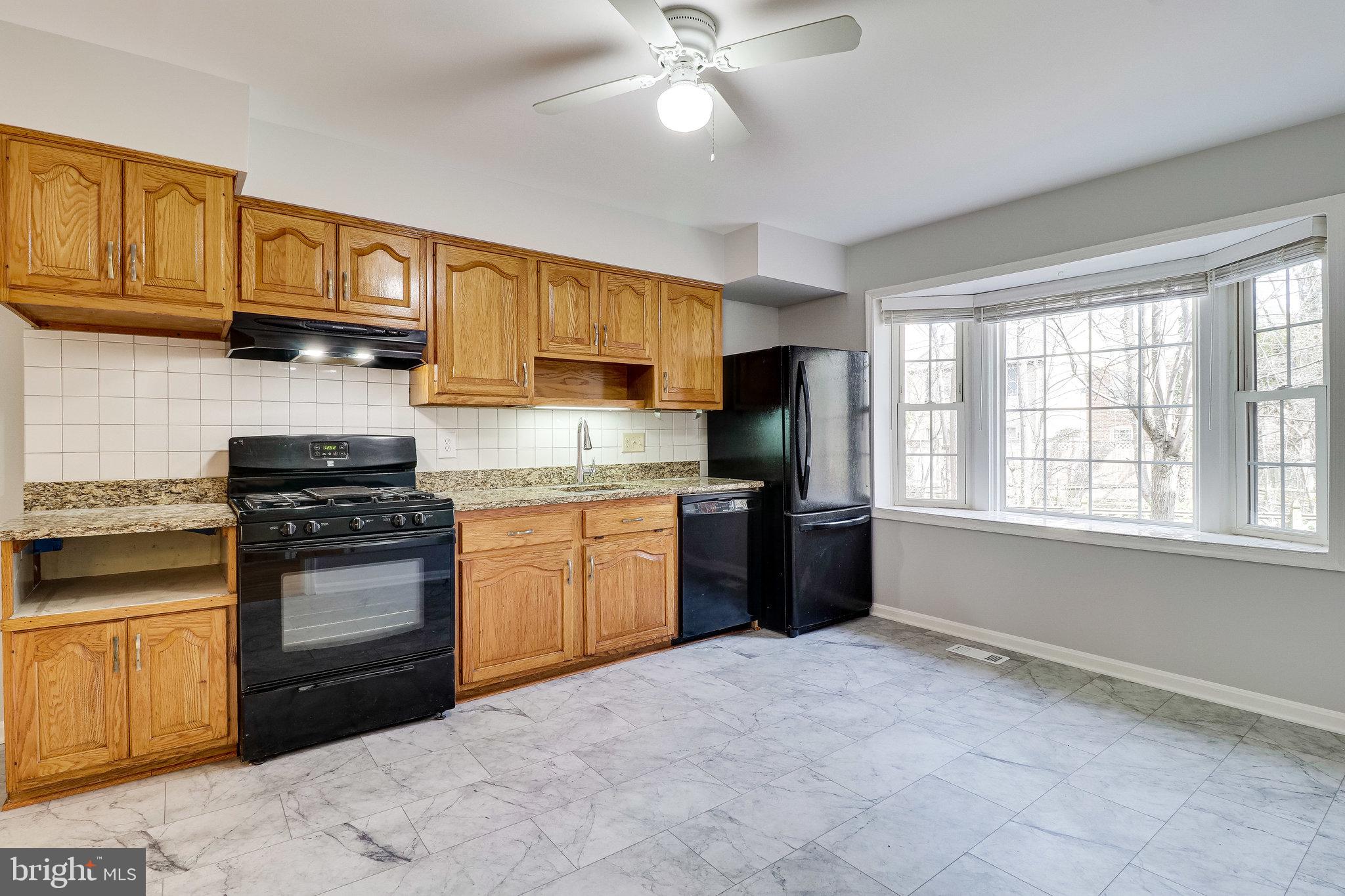 CAMBRIDGE STATION - Residential Lease