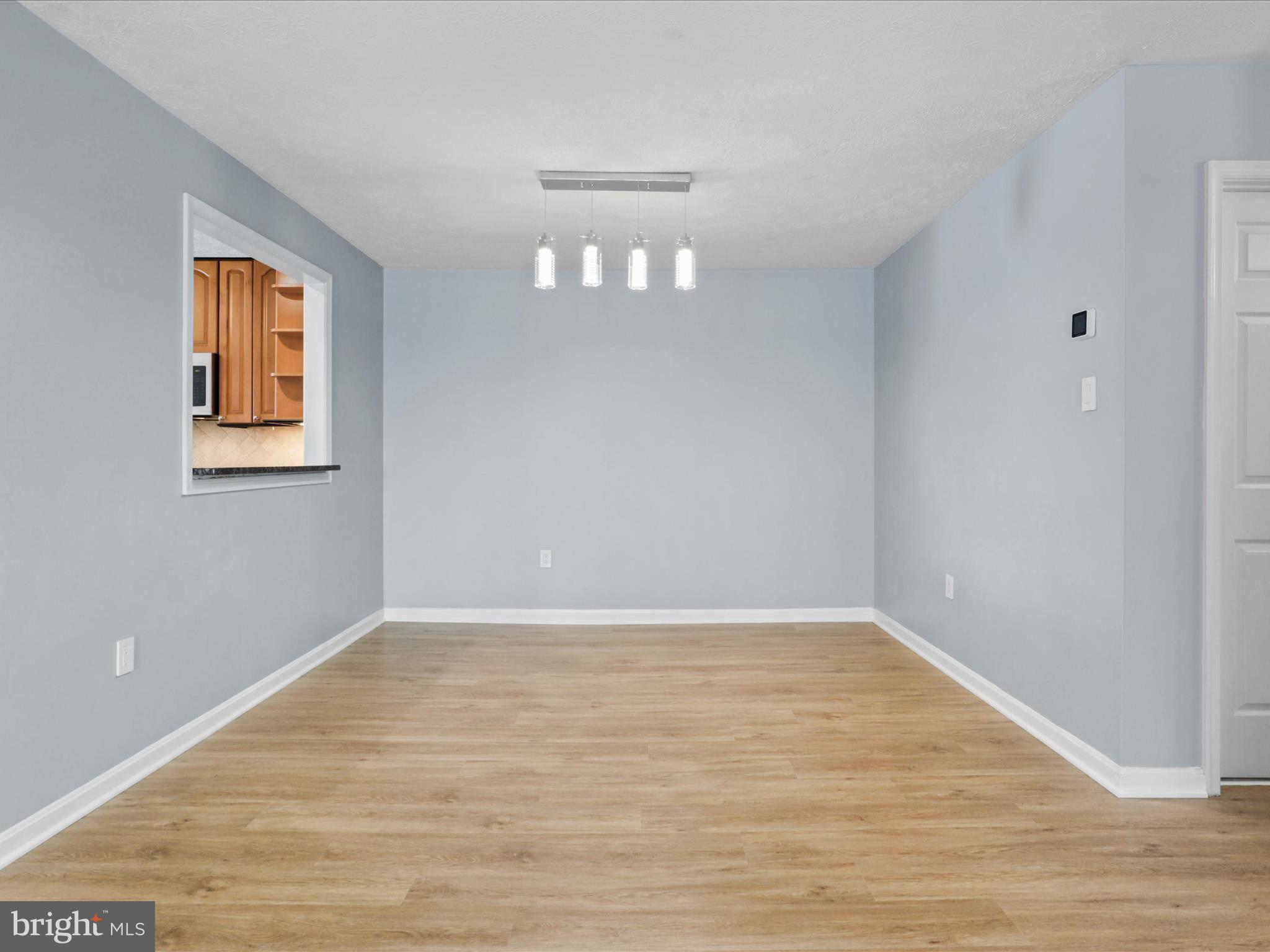 THE OAKTON - Residential Lease