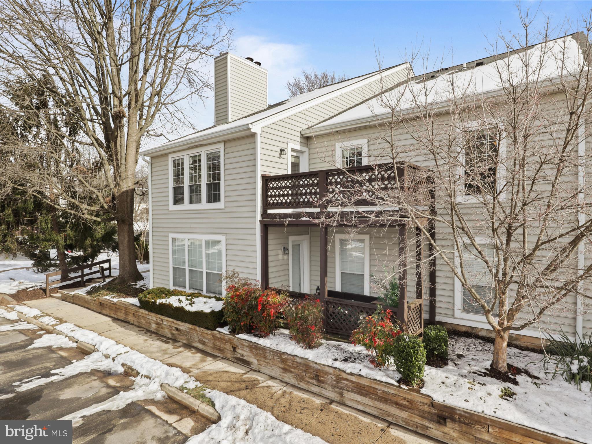 THE OAKTON - Residential Lease