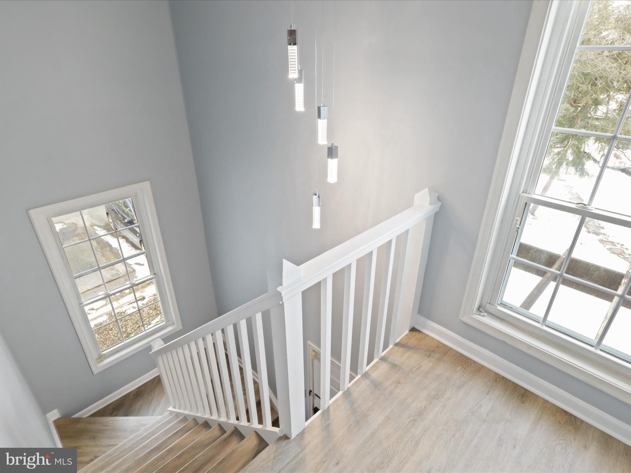 THE OAKTON - Residential Lease