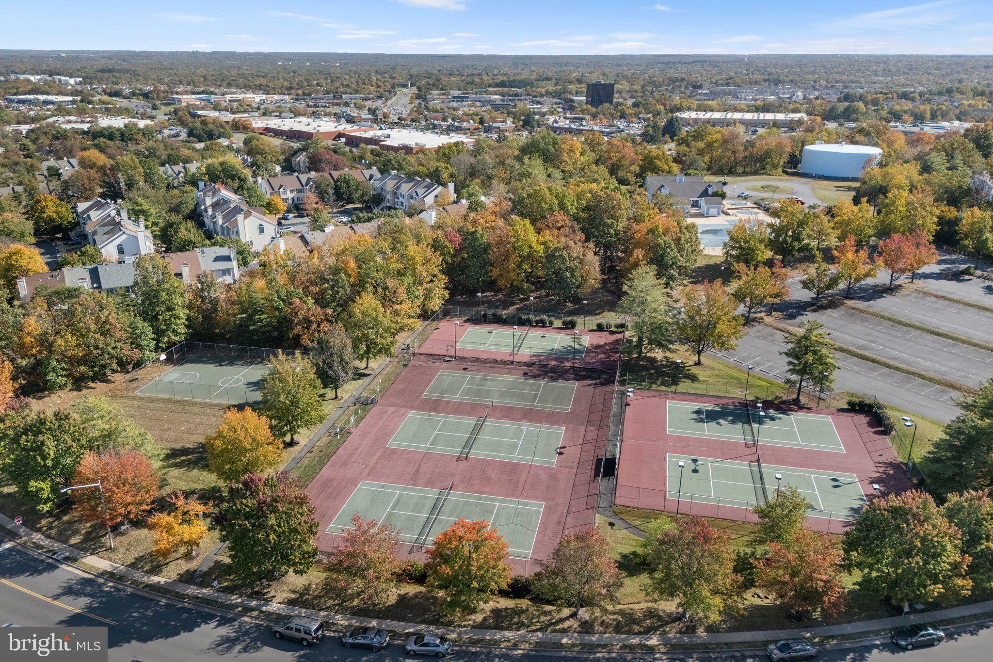STRATFORD CONDOS - Residential
