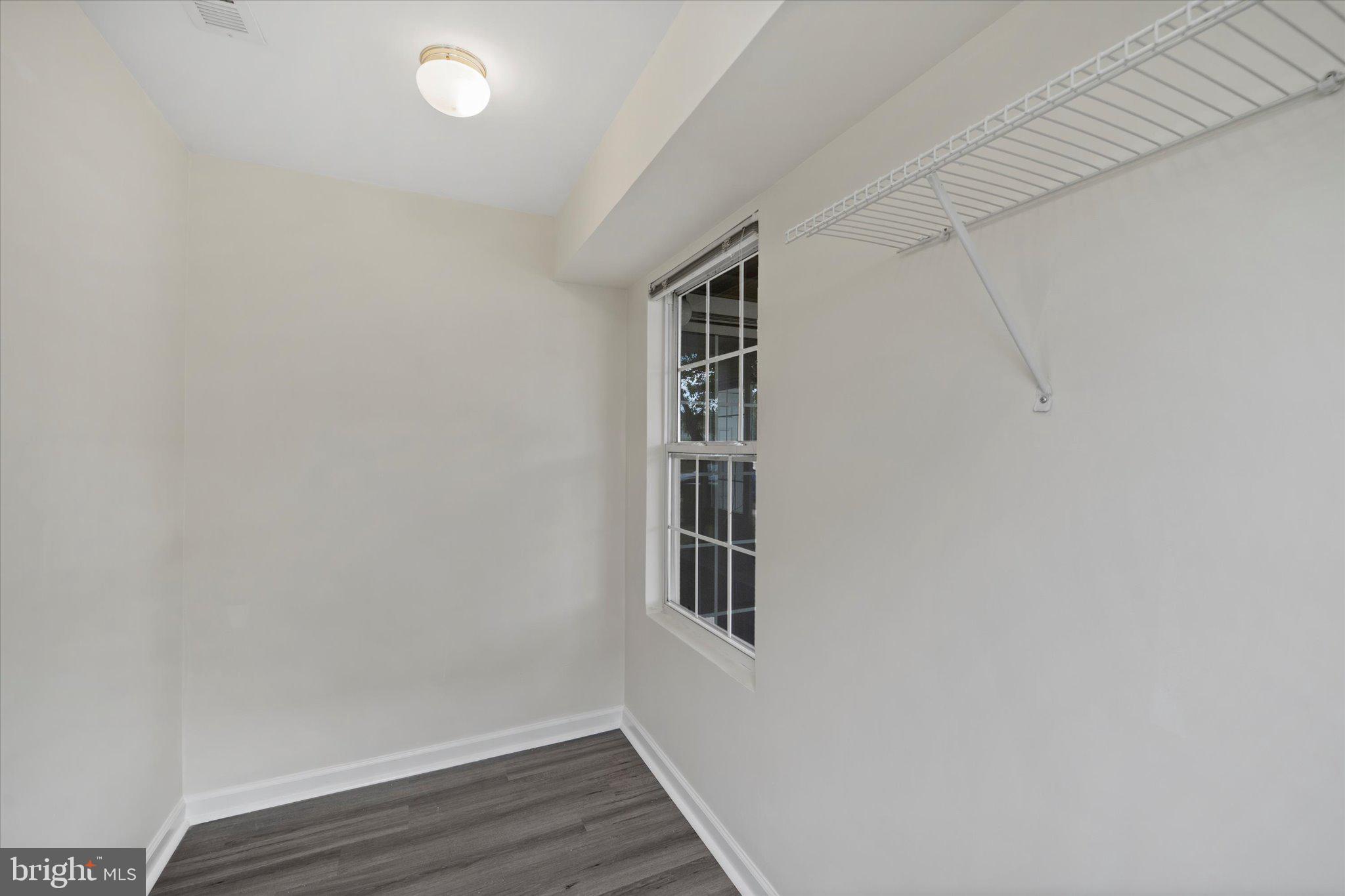 STRATFORD CONDOS - Residential