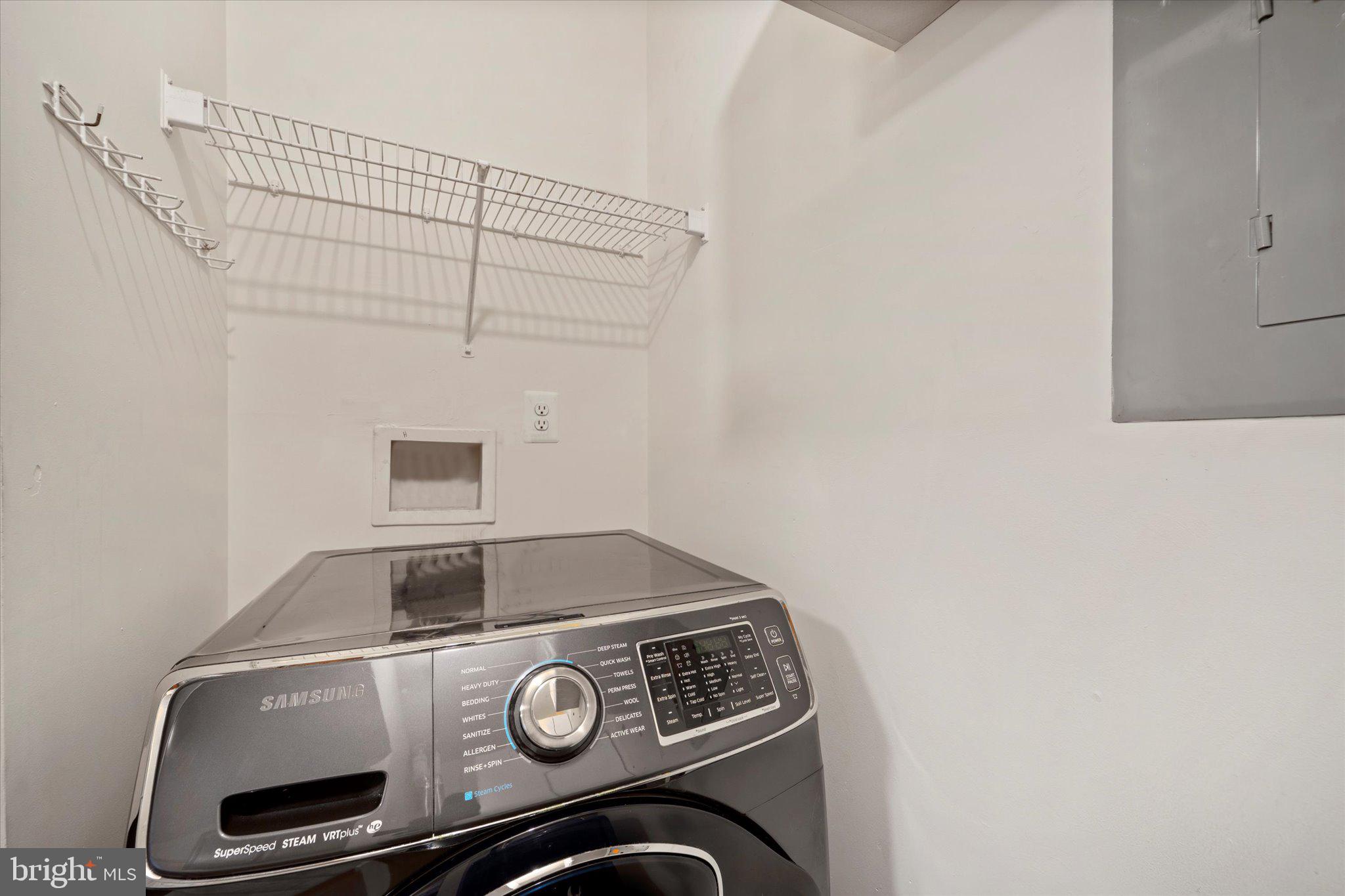 STRATFORD CONDOS - Residential