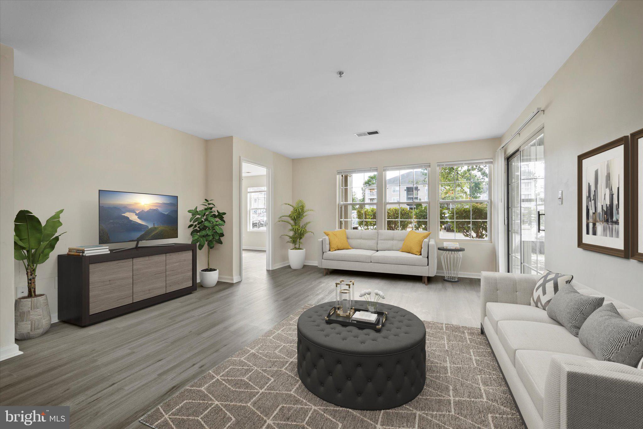 STRATFORD CONDOS - Residential