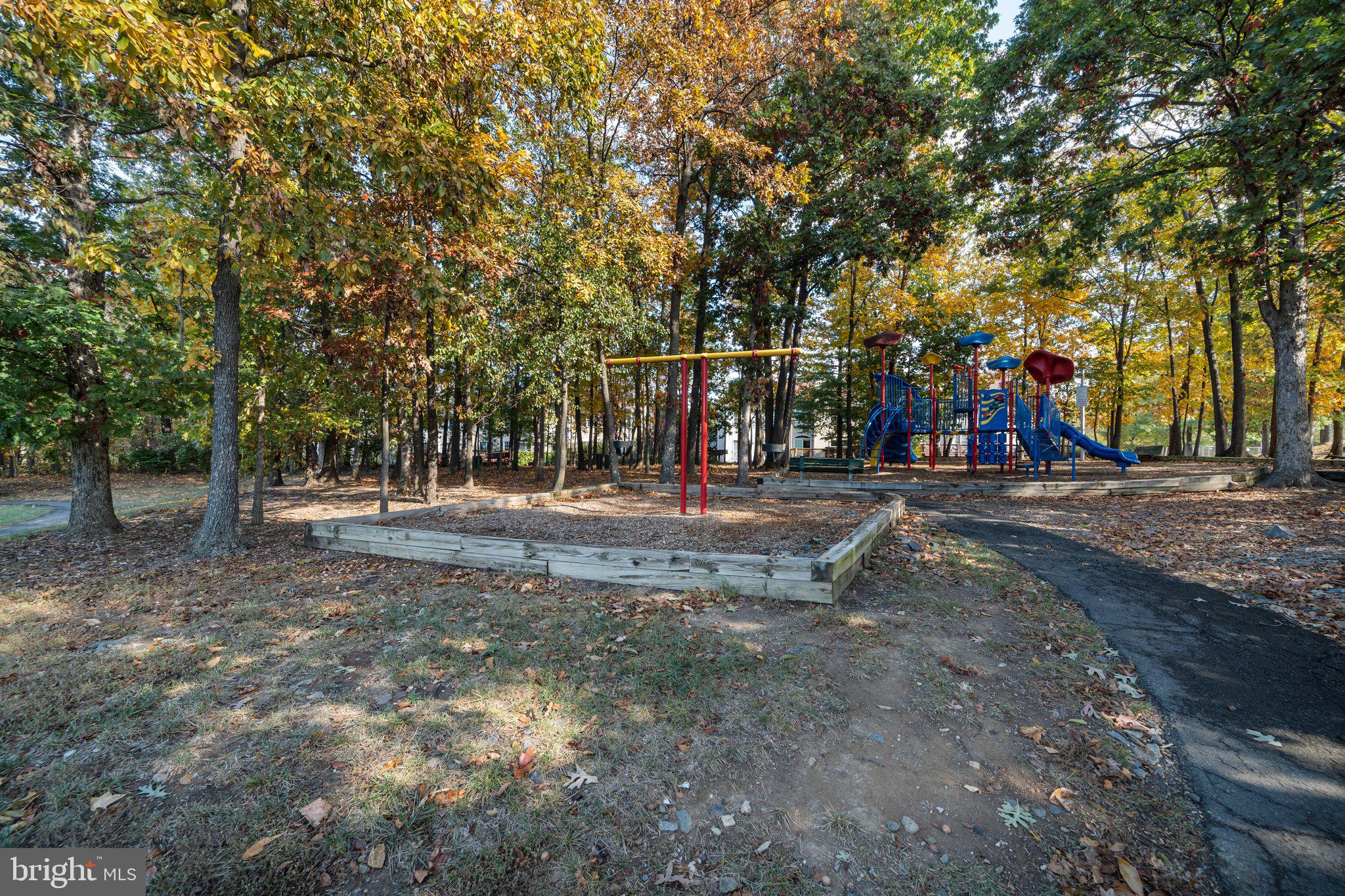 STRATFORD CONDOS - Residential