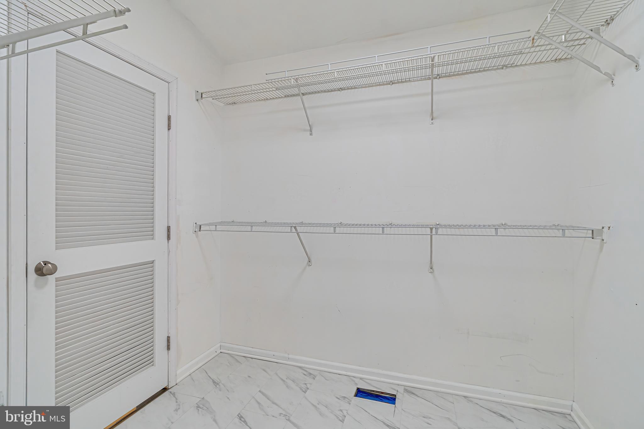 EXETER - Residential Lease