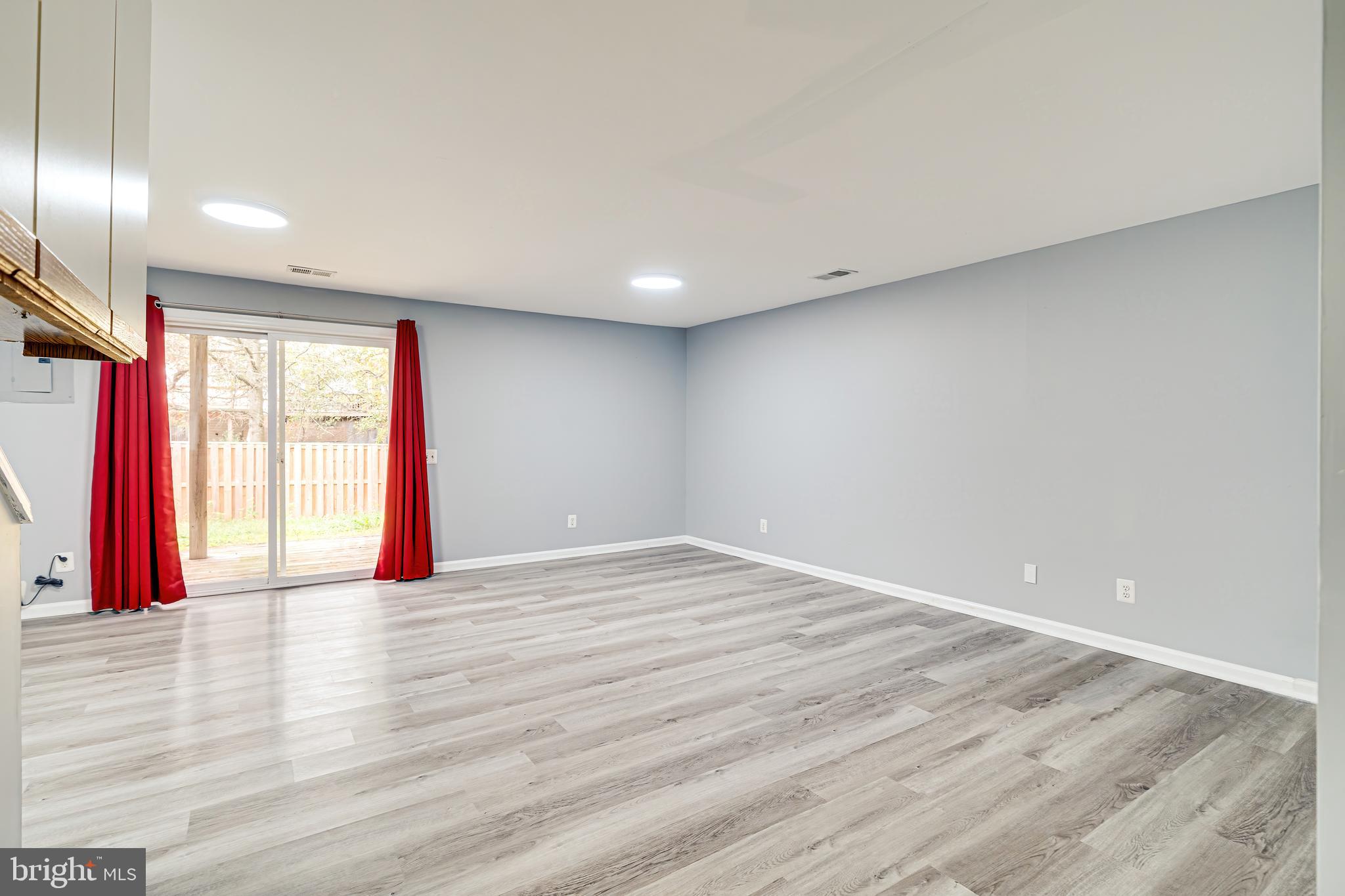 EXETER - Residential Lease