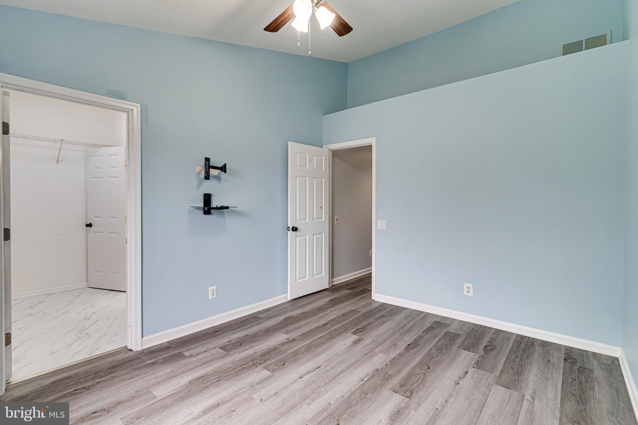 EXETER - Residential Lease