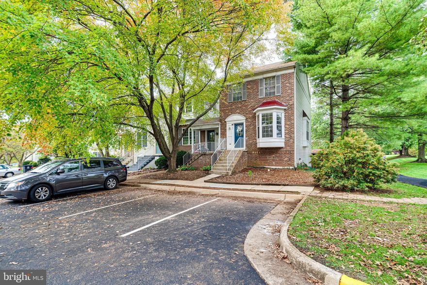 Gorgeous end unit townhome located in the Exeter community. This home features two spacious bedrooms with two full baths on the upper floor, along with a versatile room that can serve as a bedroom or an office, and a full bathroom in the walkout level basement. Enjoy a generous-sized deck and a fenced backyard.
This property has been extensively upgraded from top to bottom, including the kitchen, bathrooms, and flooring, making it an ideal place to call home. It's conveniently situated near shopping, dining options, and provides easy access to Route 7 and Route 15.

Applicants must have a strong credit history, and tenant's insurance . Repair deductitle $100.