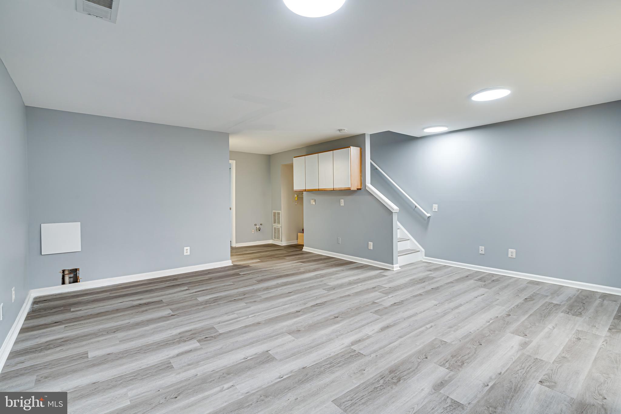 EXETER - Residential Lease