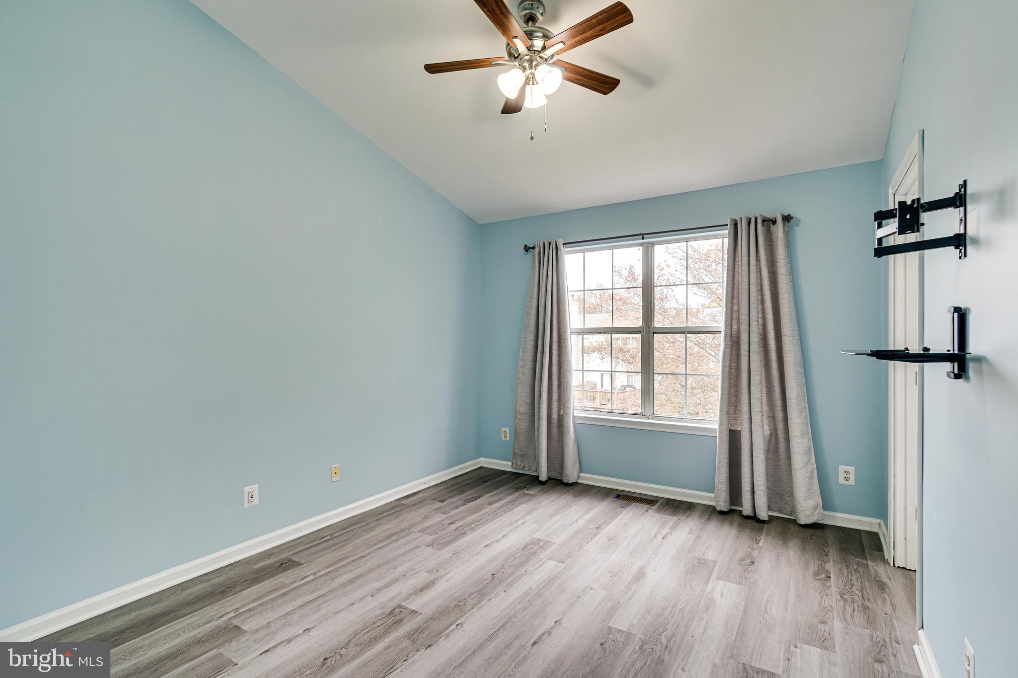 EXETER - Residential Lease