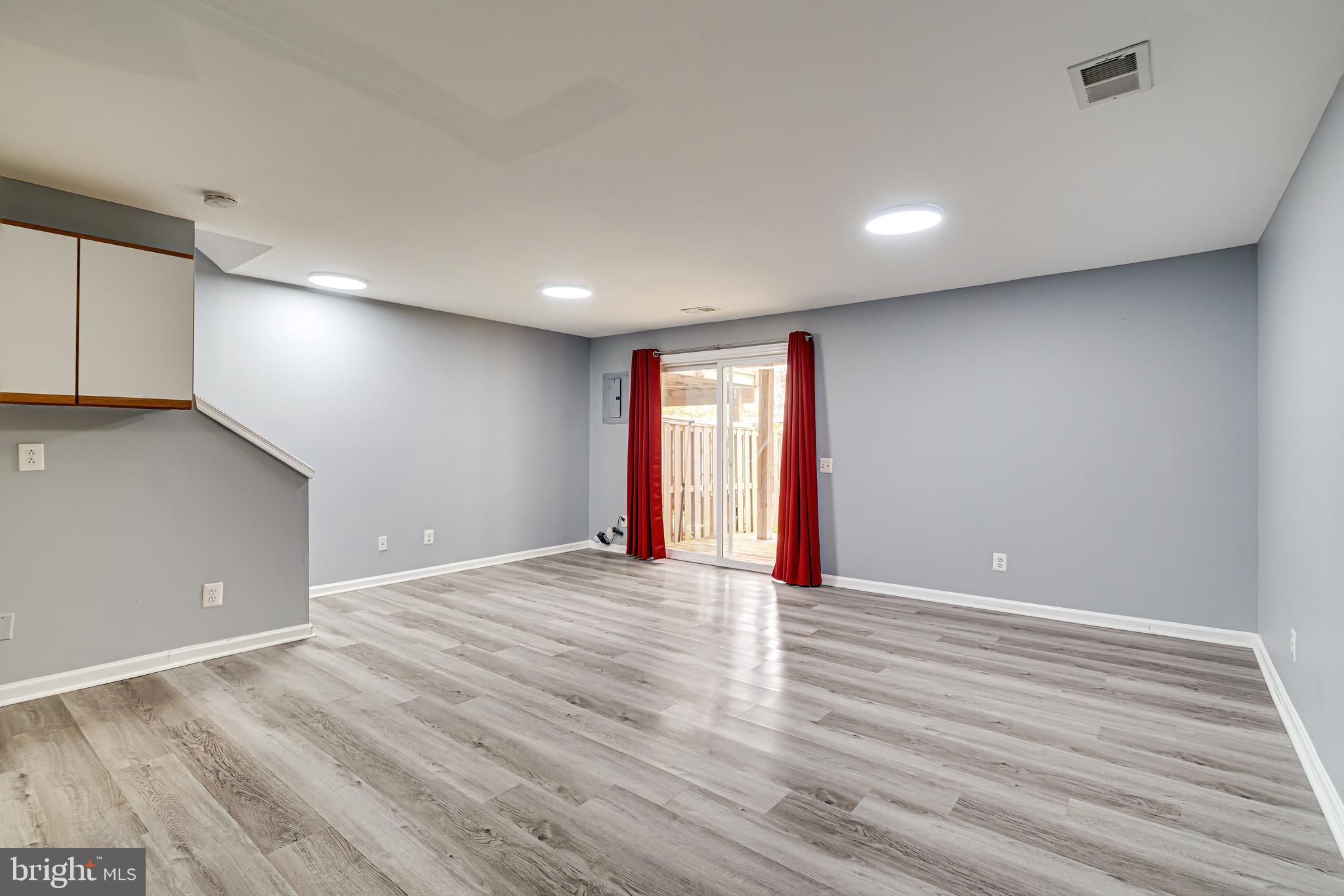 EXETER - Residential Lease