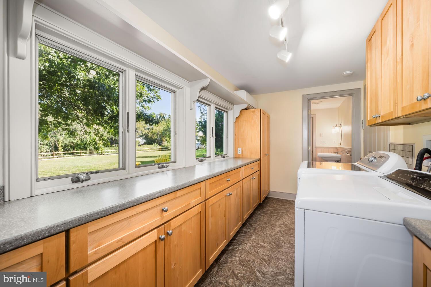 FAIRBANK - Residential