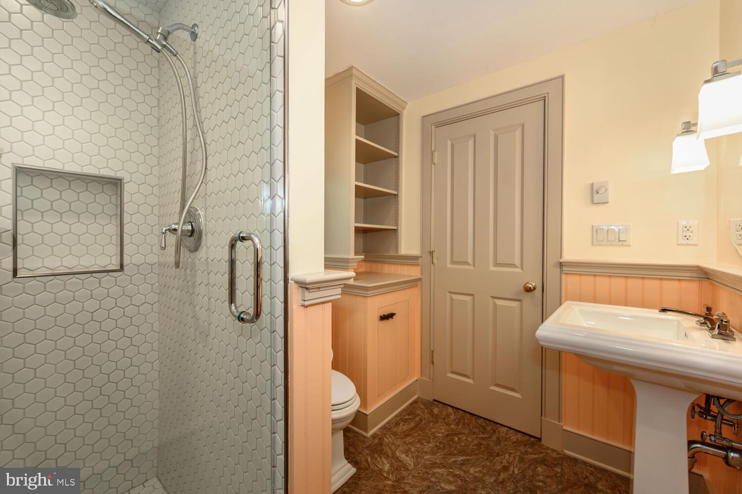 FAIRBANK - Residential