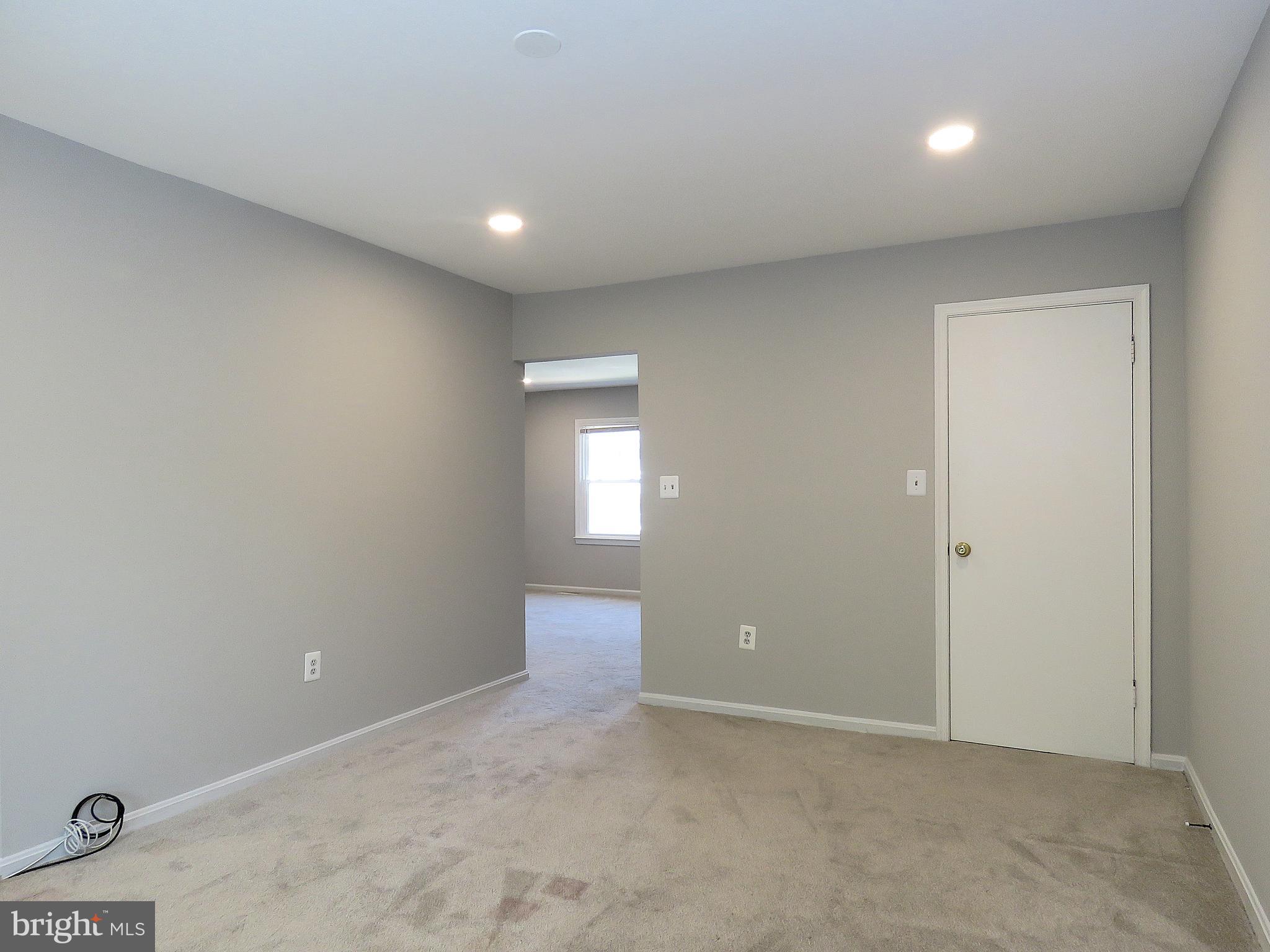 CIRCLE WOODS - Residential Lease