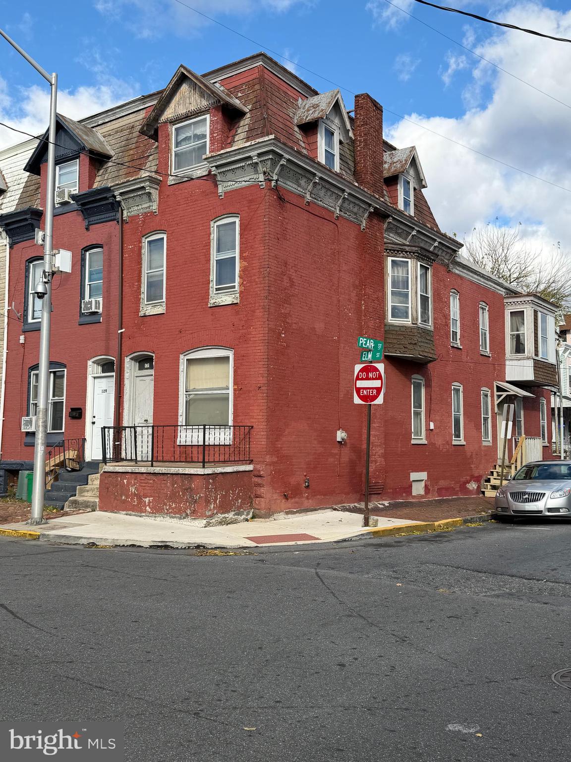 NORTHWEST READING - Residential