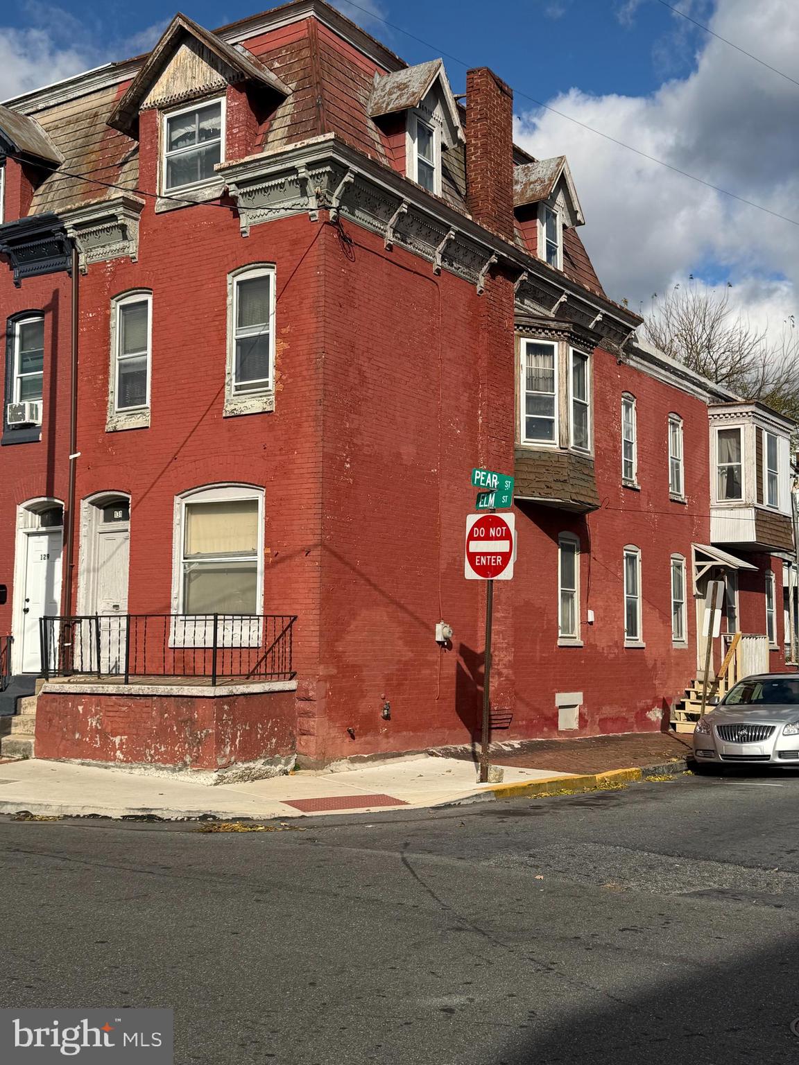 NORTHWEST READING - Residential