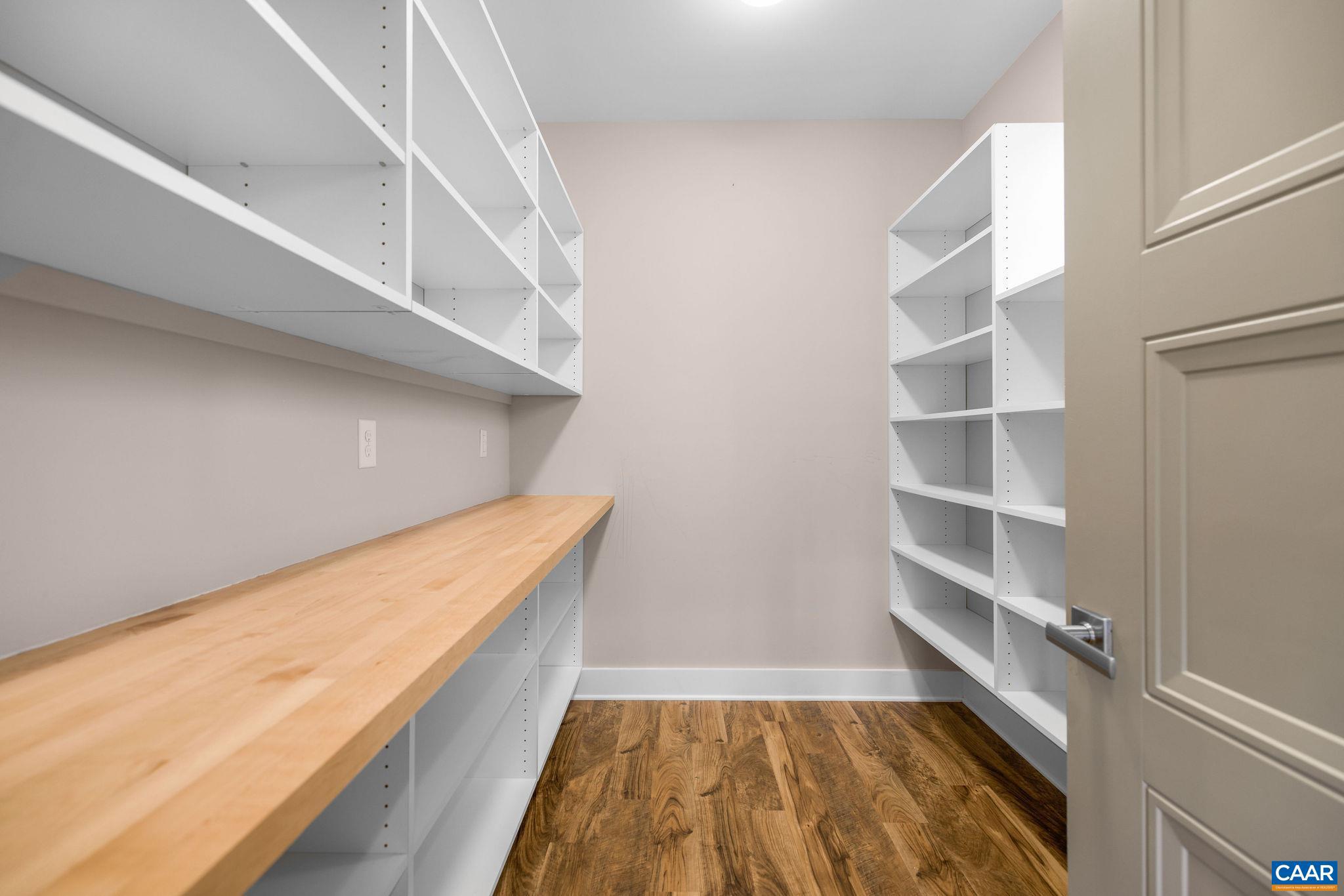 OLD TRAIL - Residential