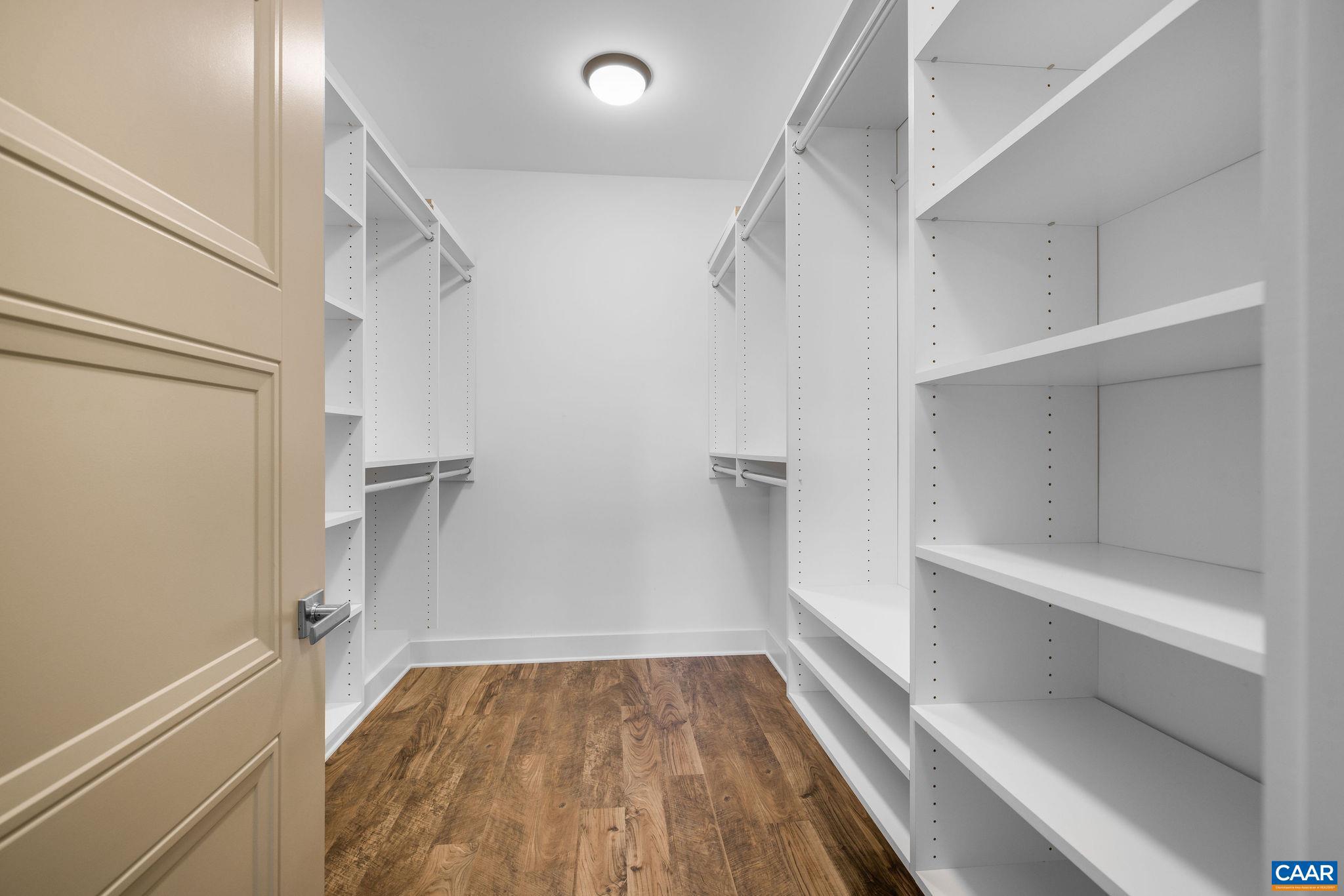 OLD TRAIL - Residential