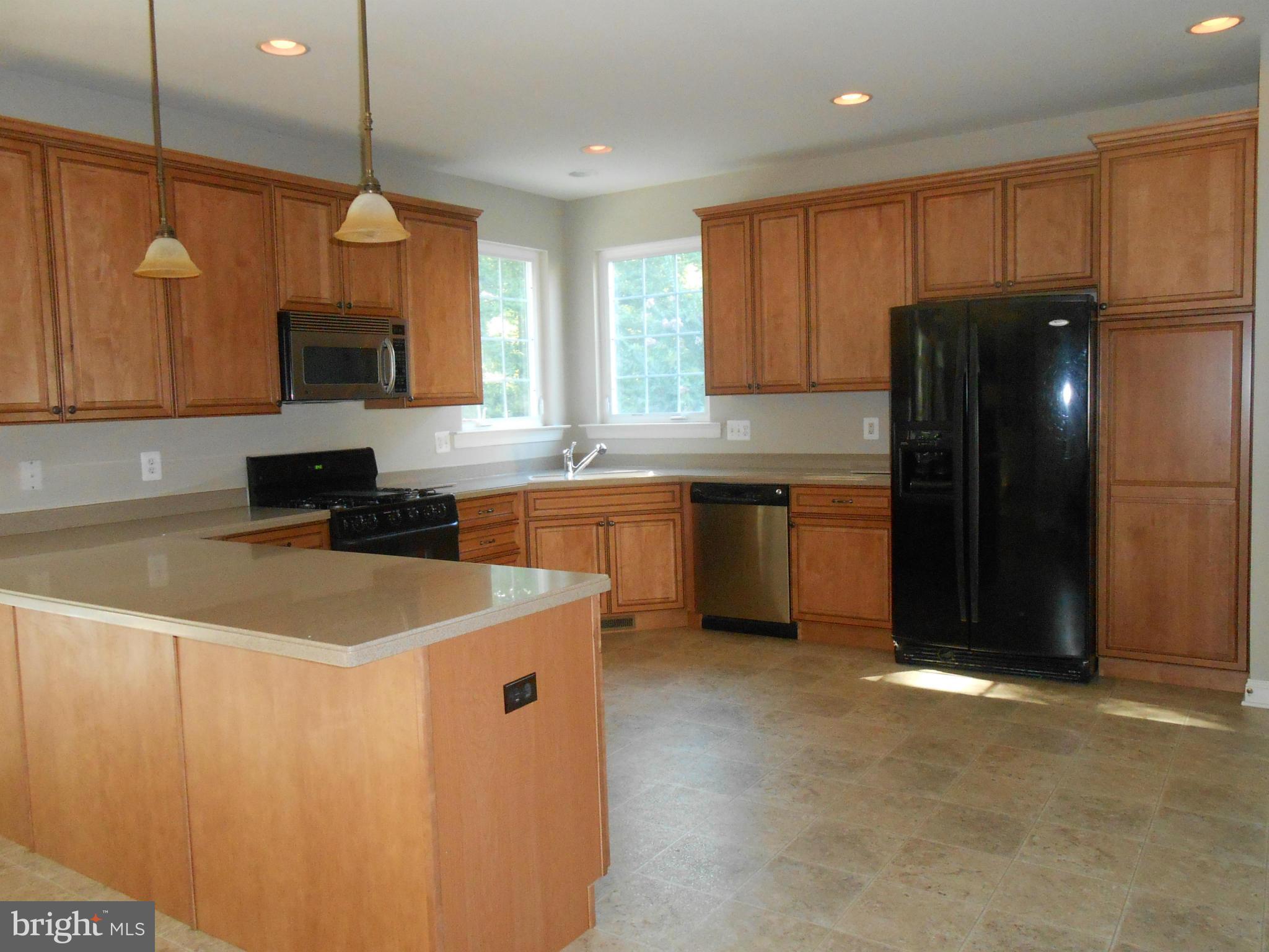 PEMBROOKE PHASE 2 - Residential Lease