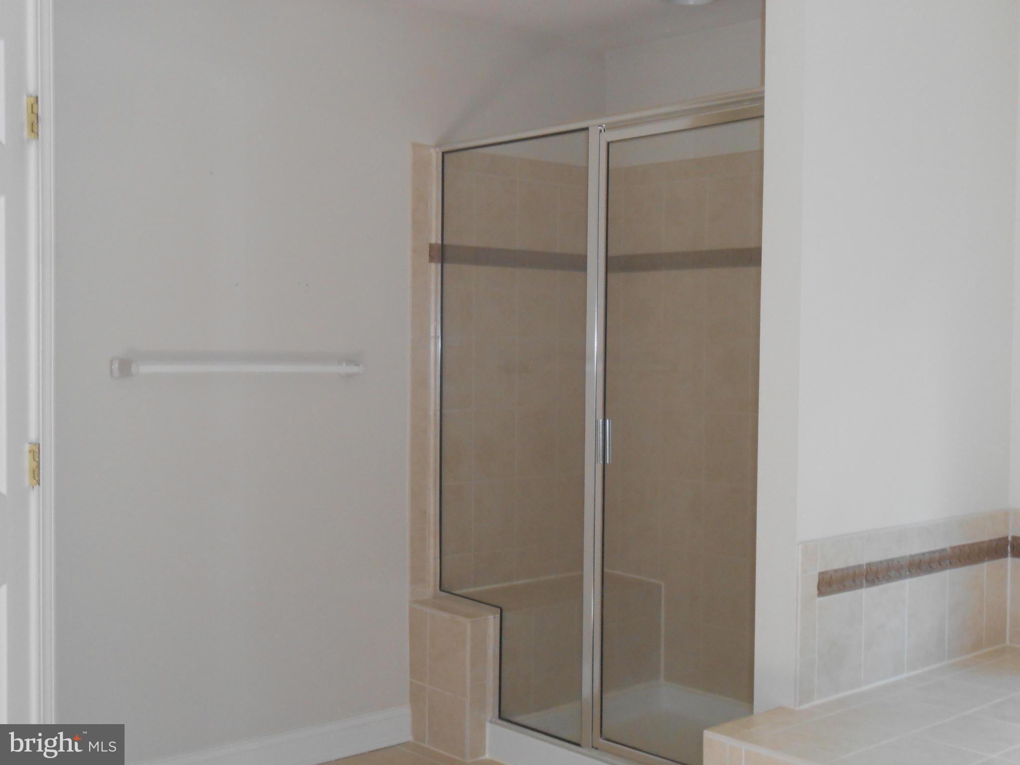 PEMBROOKE PHASE 2 - Residential Lease