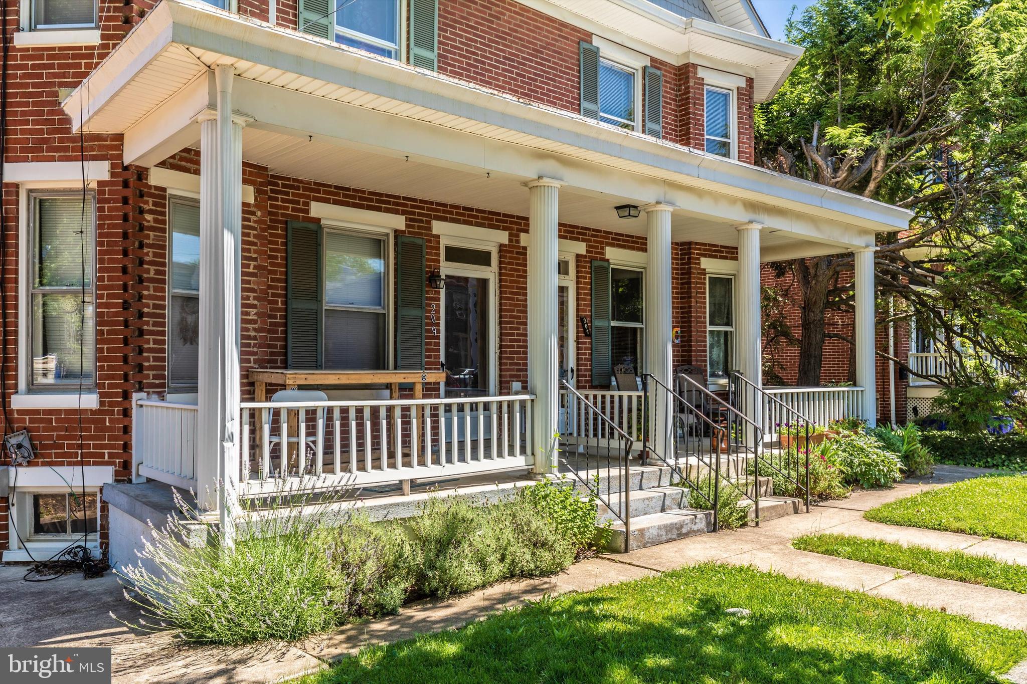 DOWNTOWN FREDERICK - Residential Income