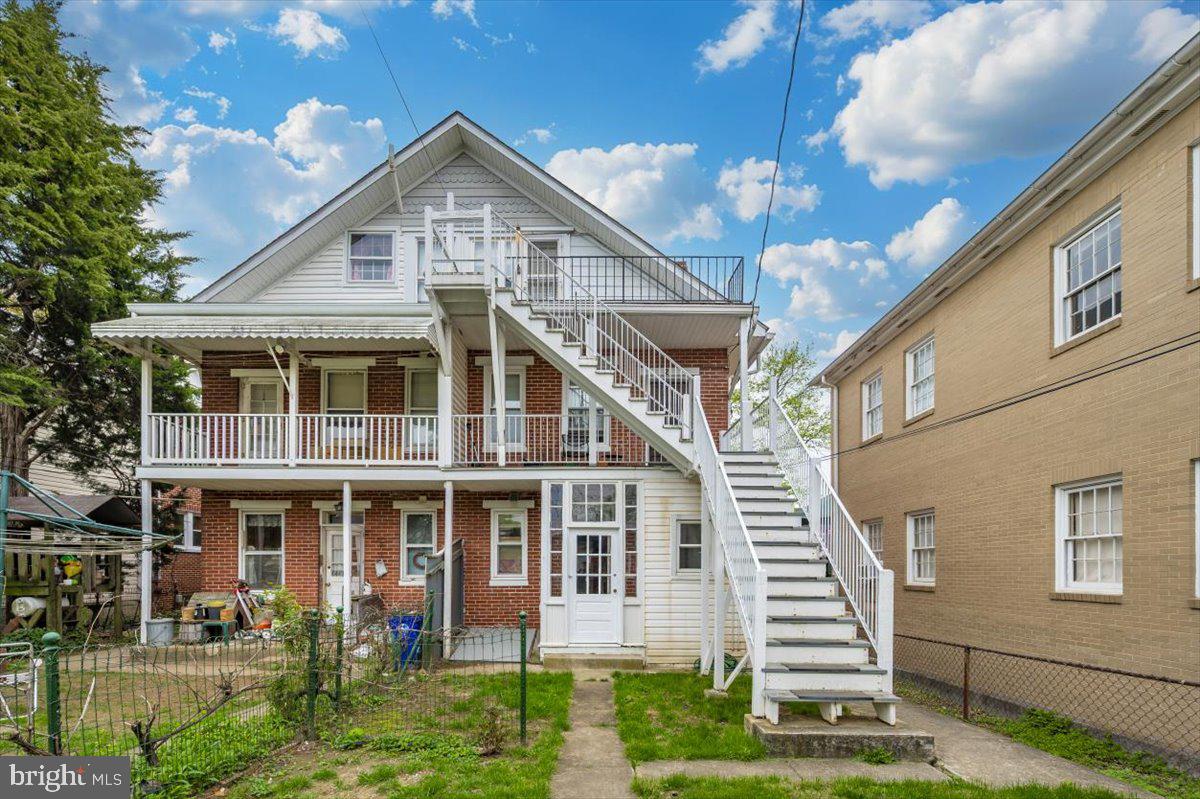 DOWNTOWN FREDERICK - Residential Income