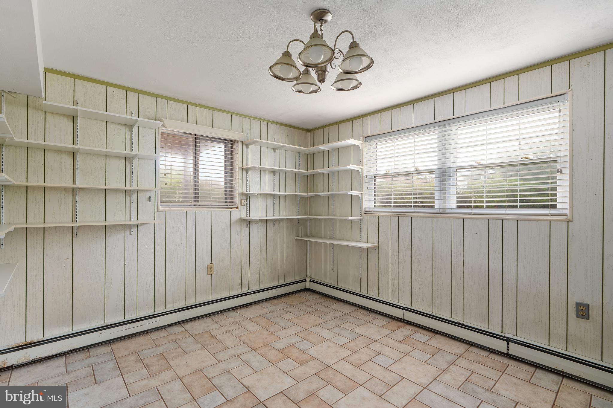 THOMSON ESTATES - Residential