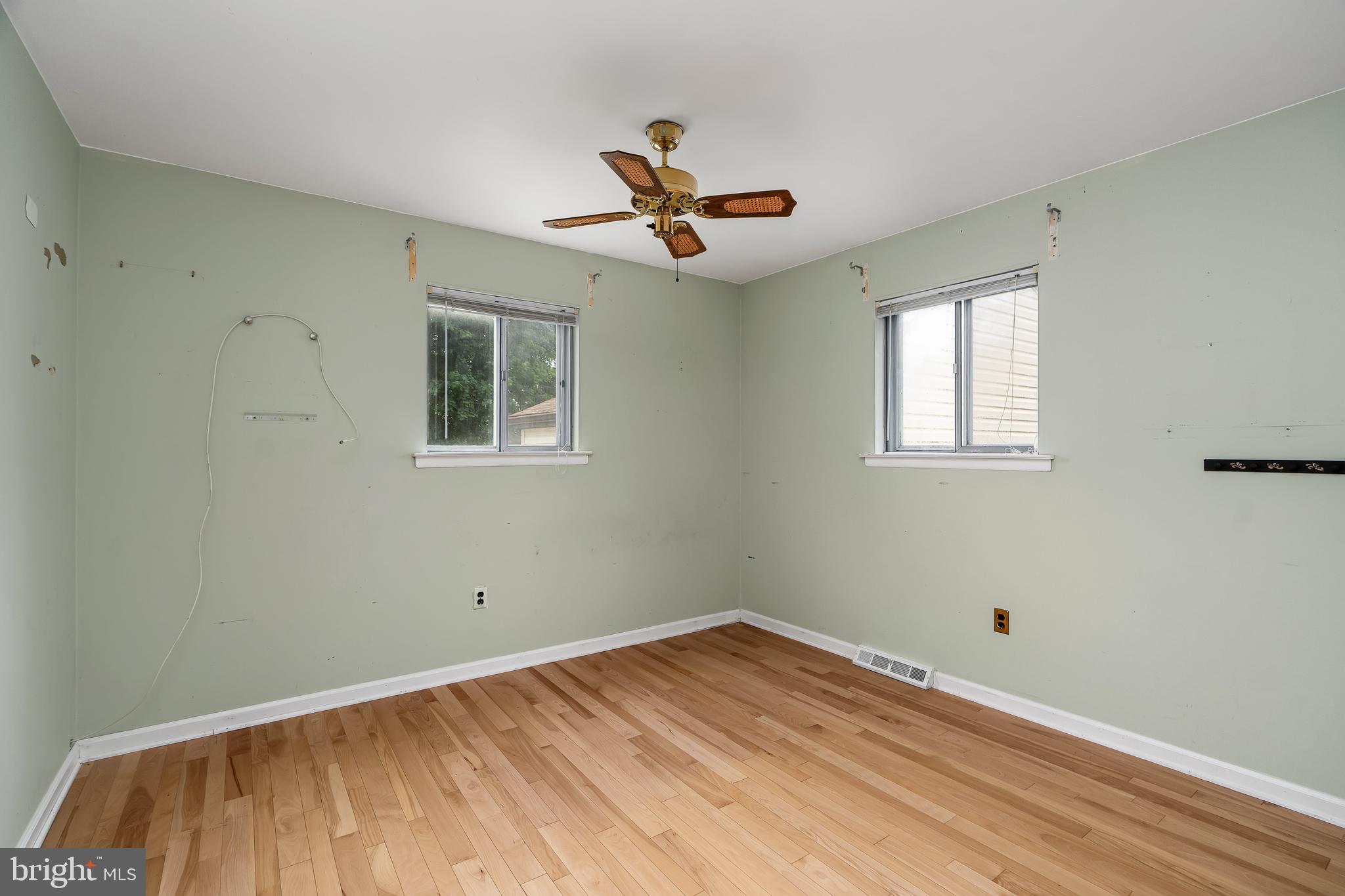 THOMSON ESTATES - Residential
