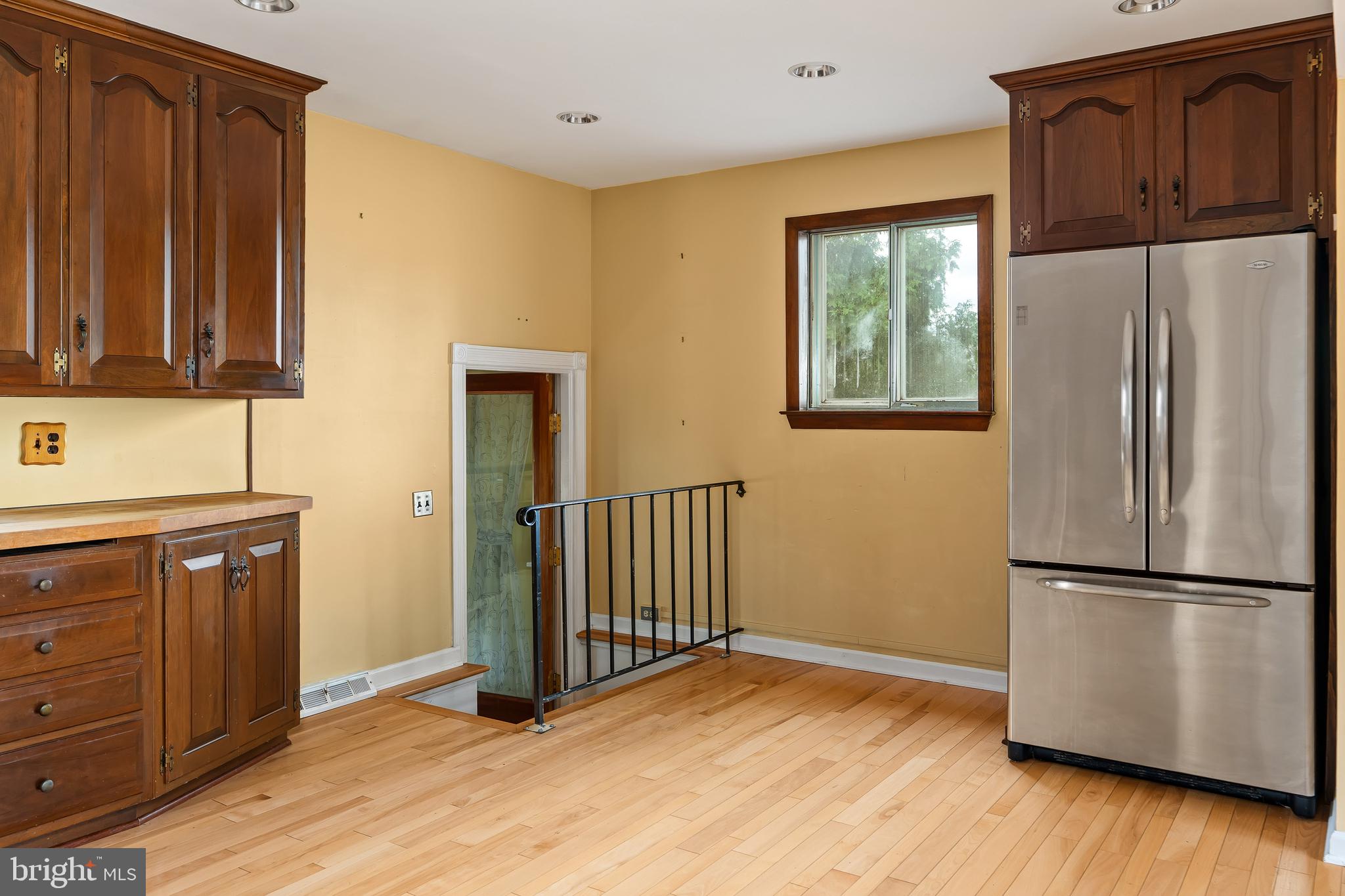 THOMSON ESTATES - Residential