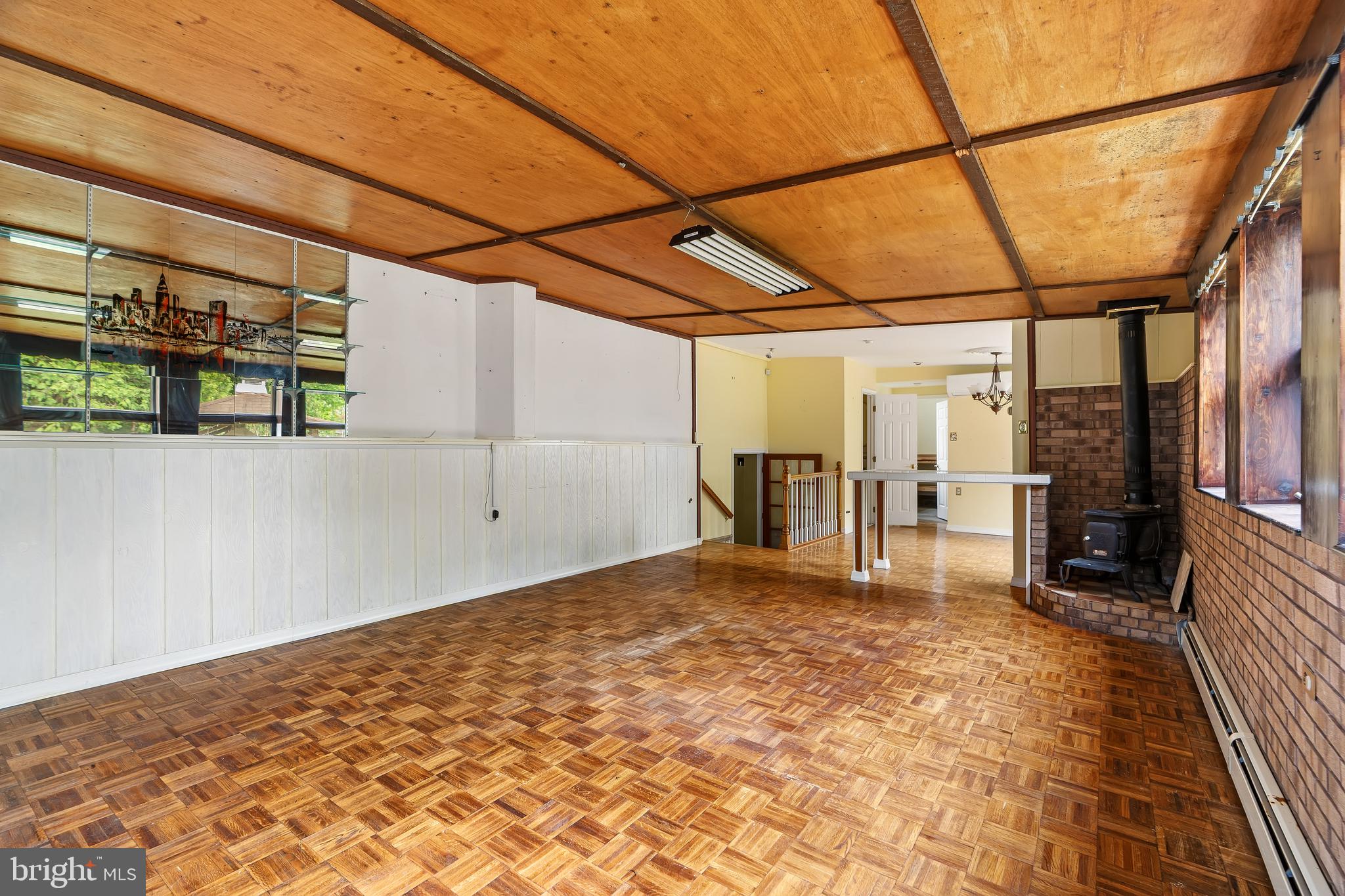THOMSON ESTATES - Residential