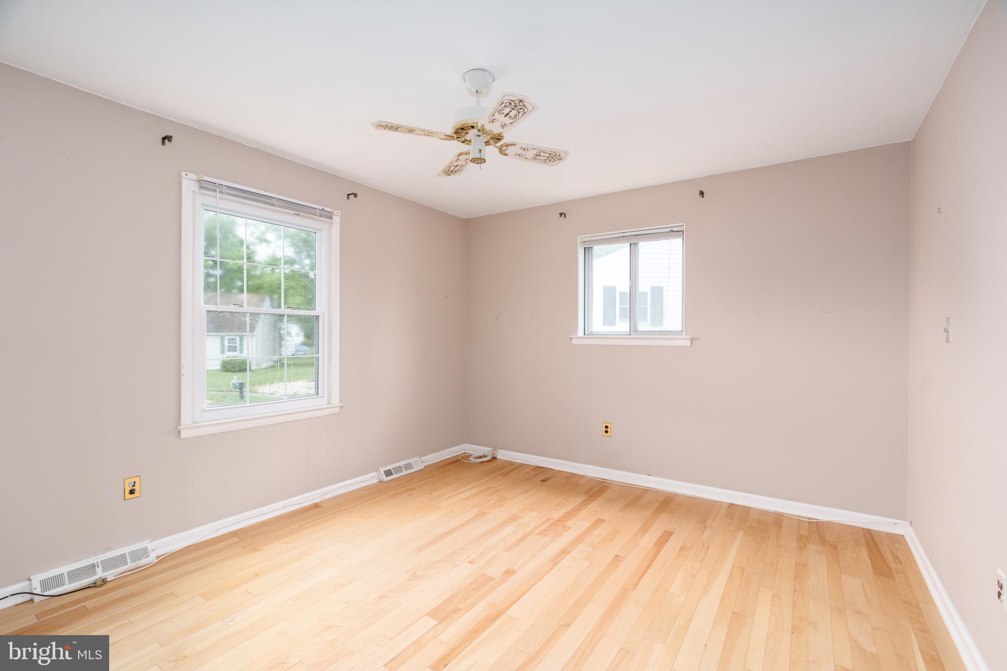 THOMSON ESTATES - Residential