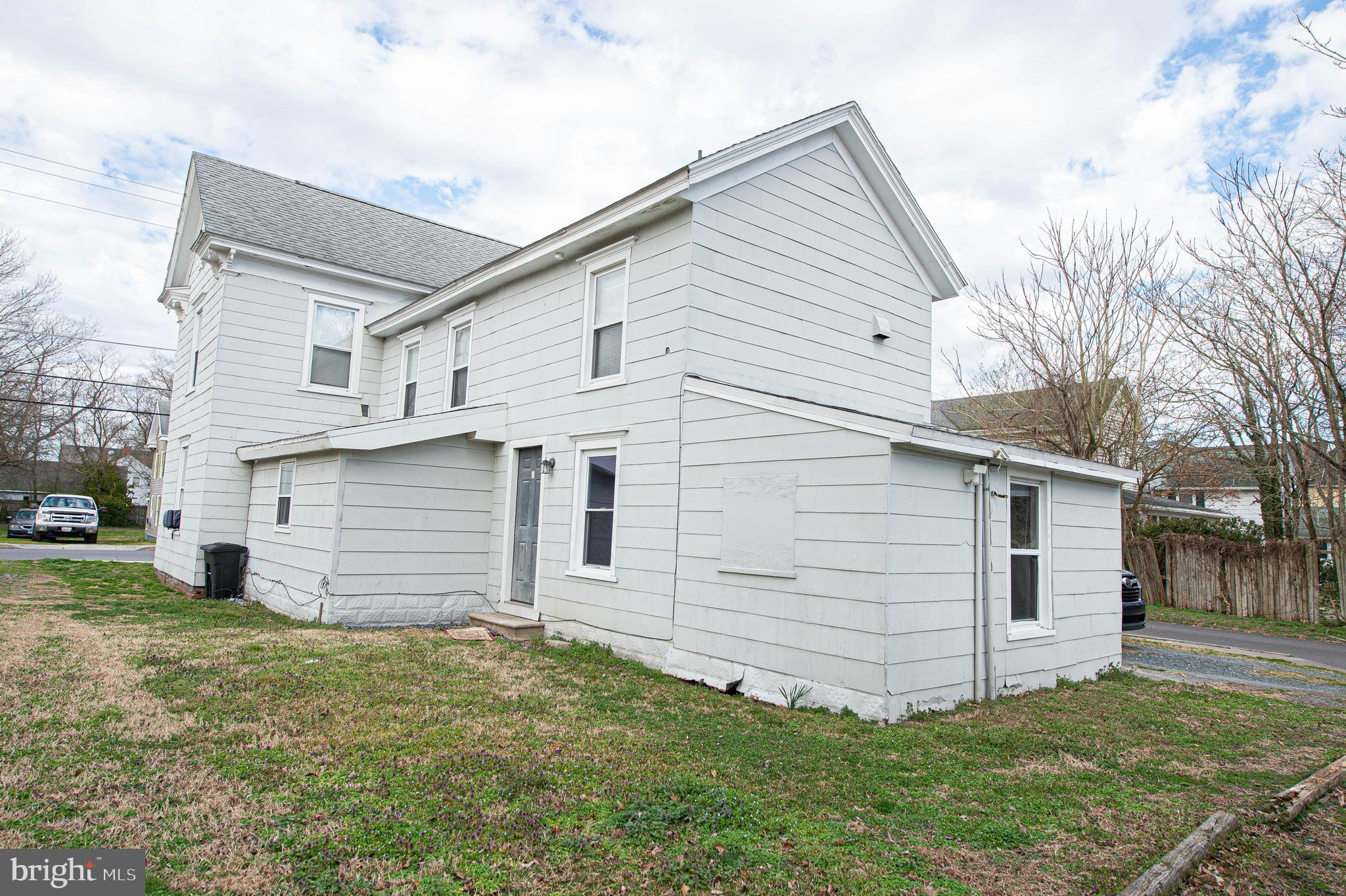208 E EAST STREET A
