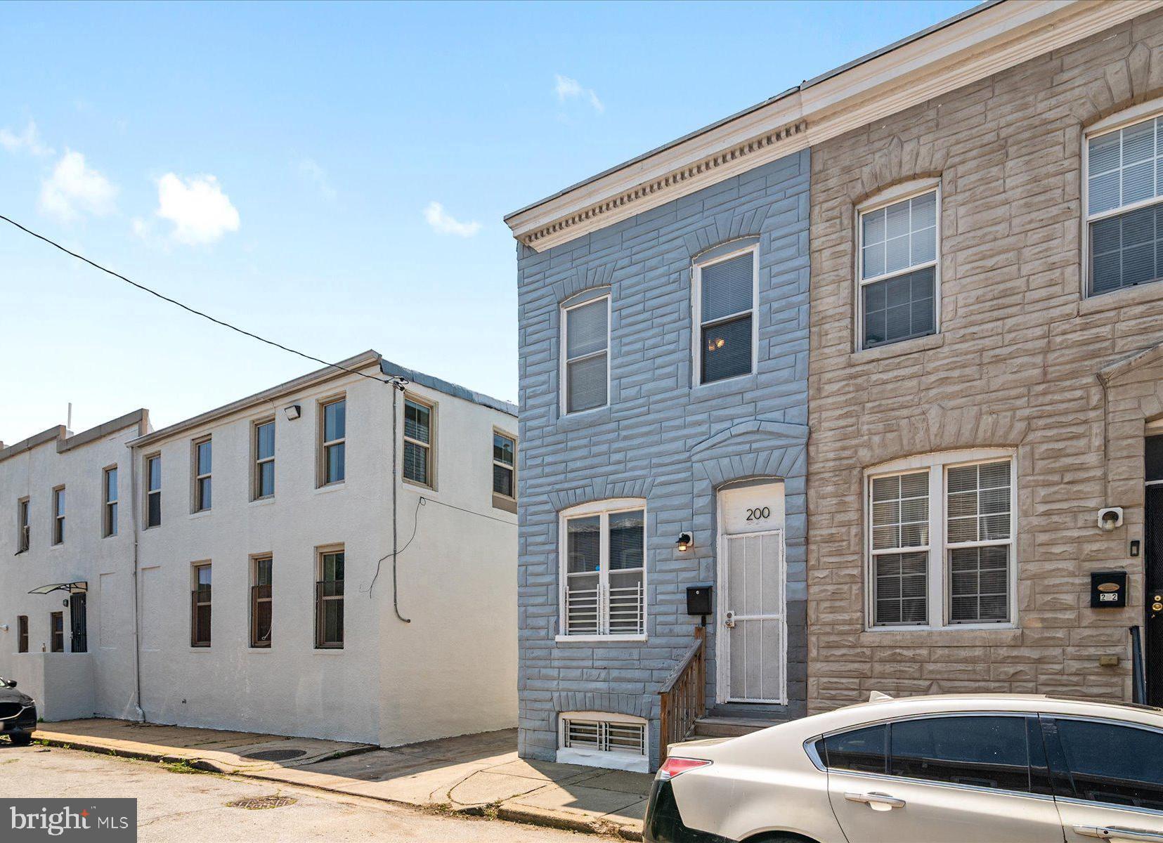 200 N ROSE STREET