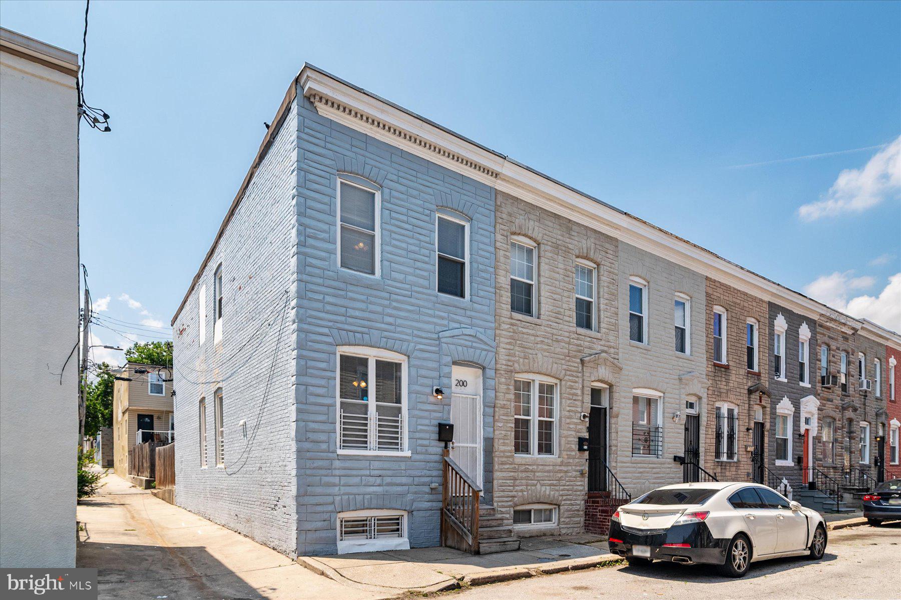 200 N ROSE STREET