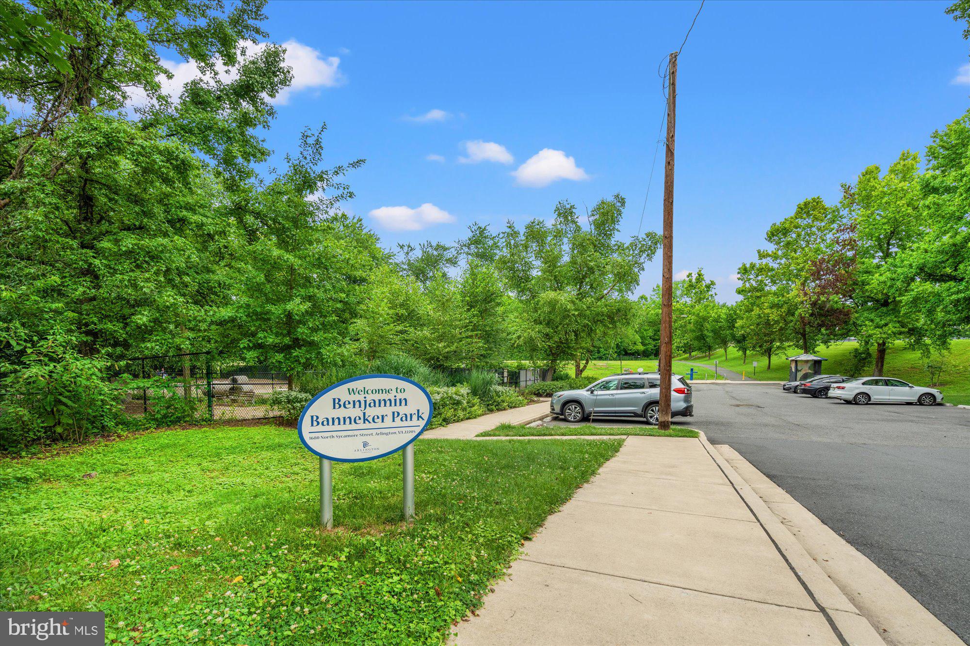 FALLS CHURCH CITY - Residential