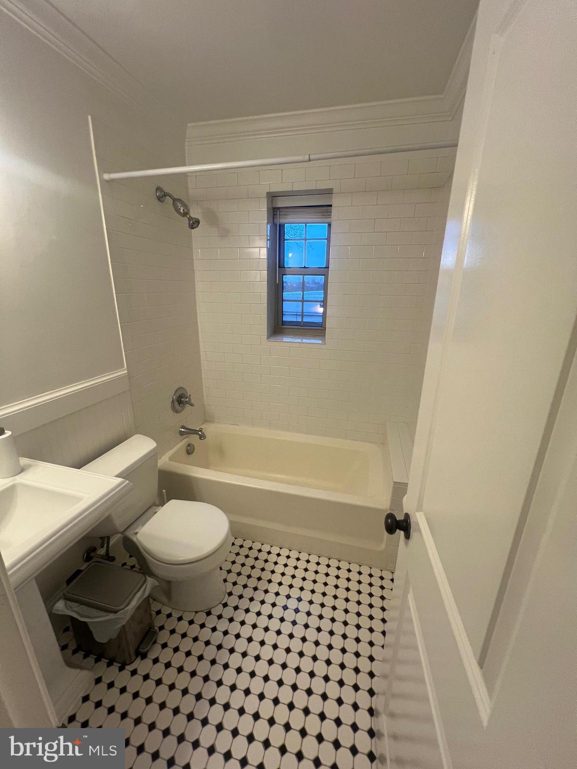 BEARINGS SOUTH - Residential Lease