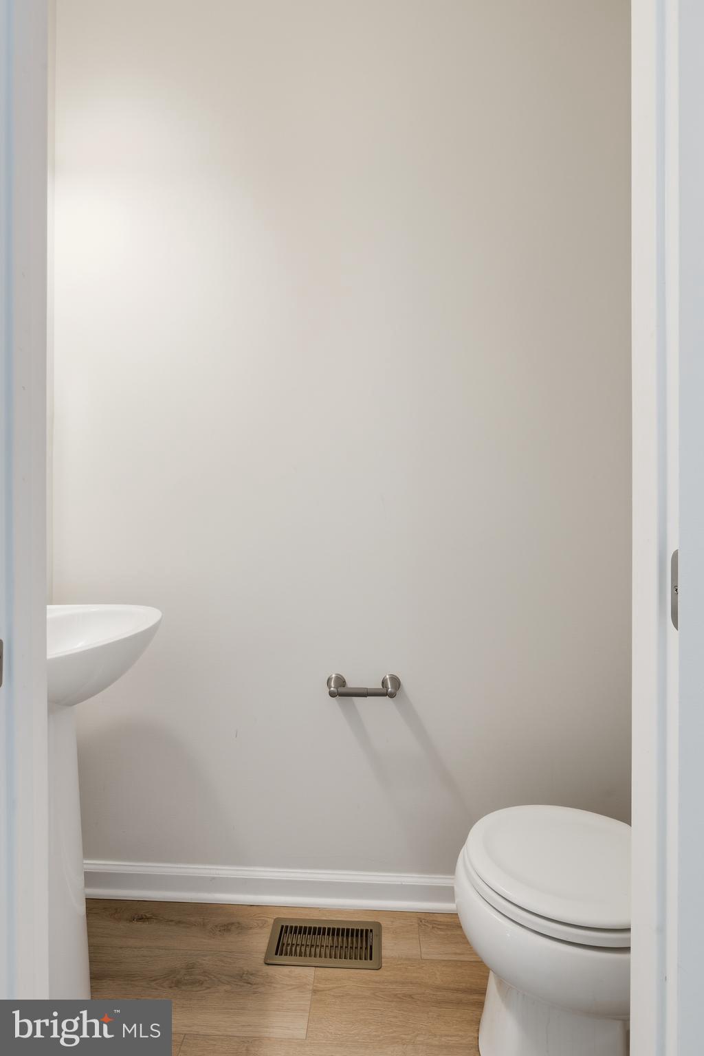 ANCHOR POINT - Residential