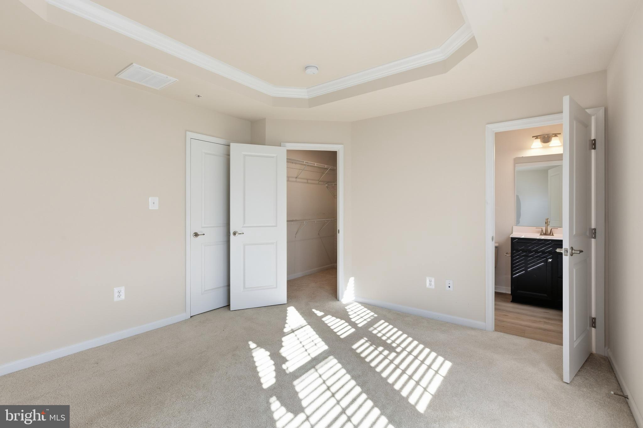 ANCHOR POINT - Residential