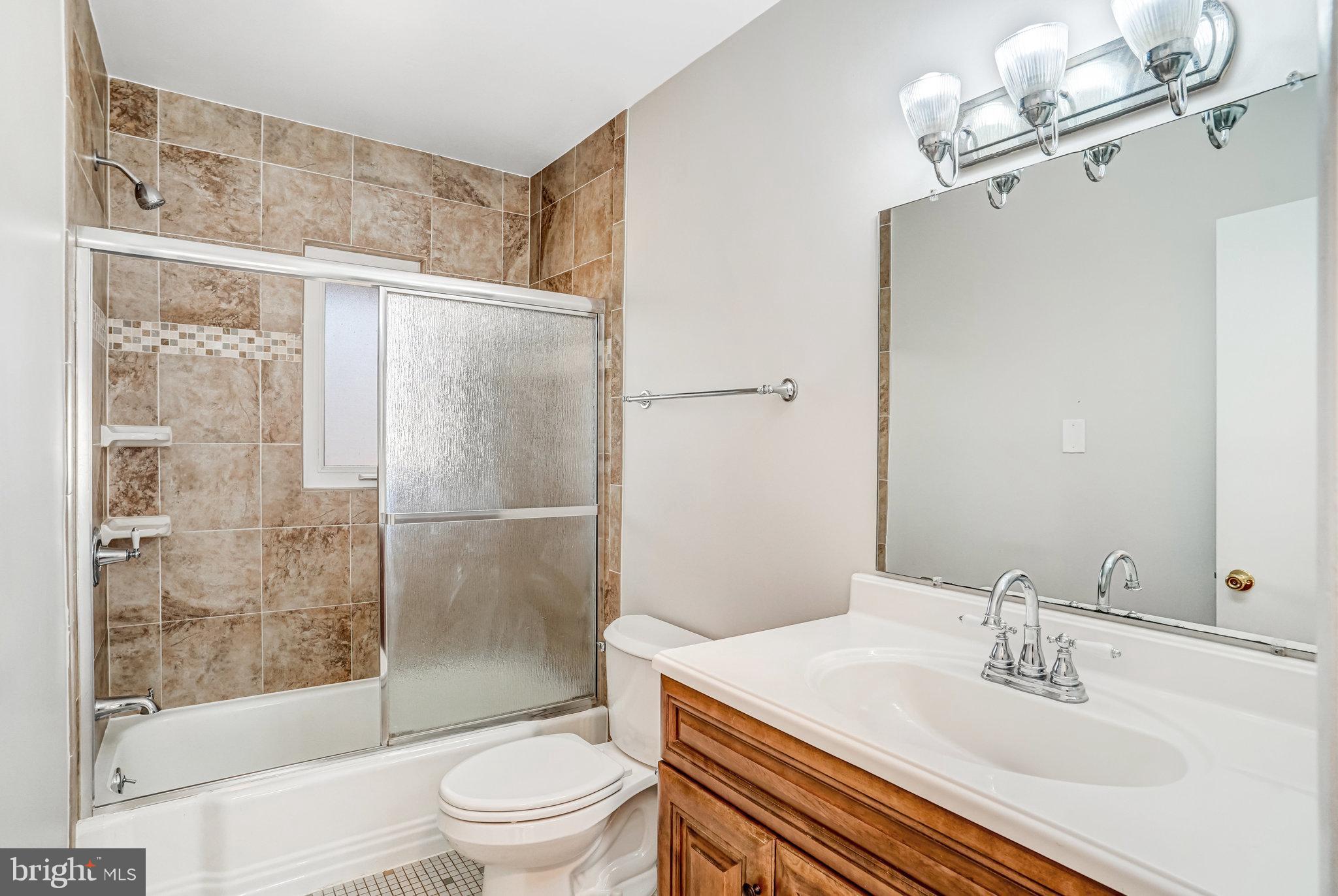 FAIRFAX VILLA - Residential Lease