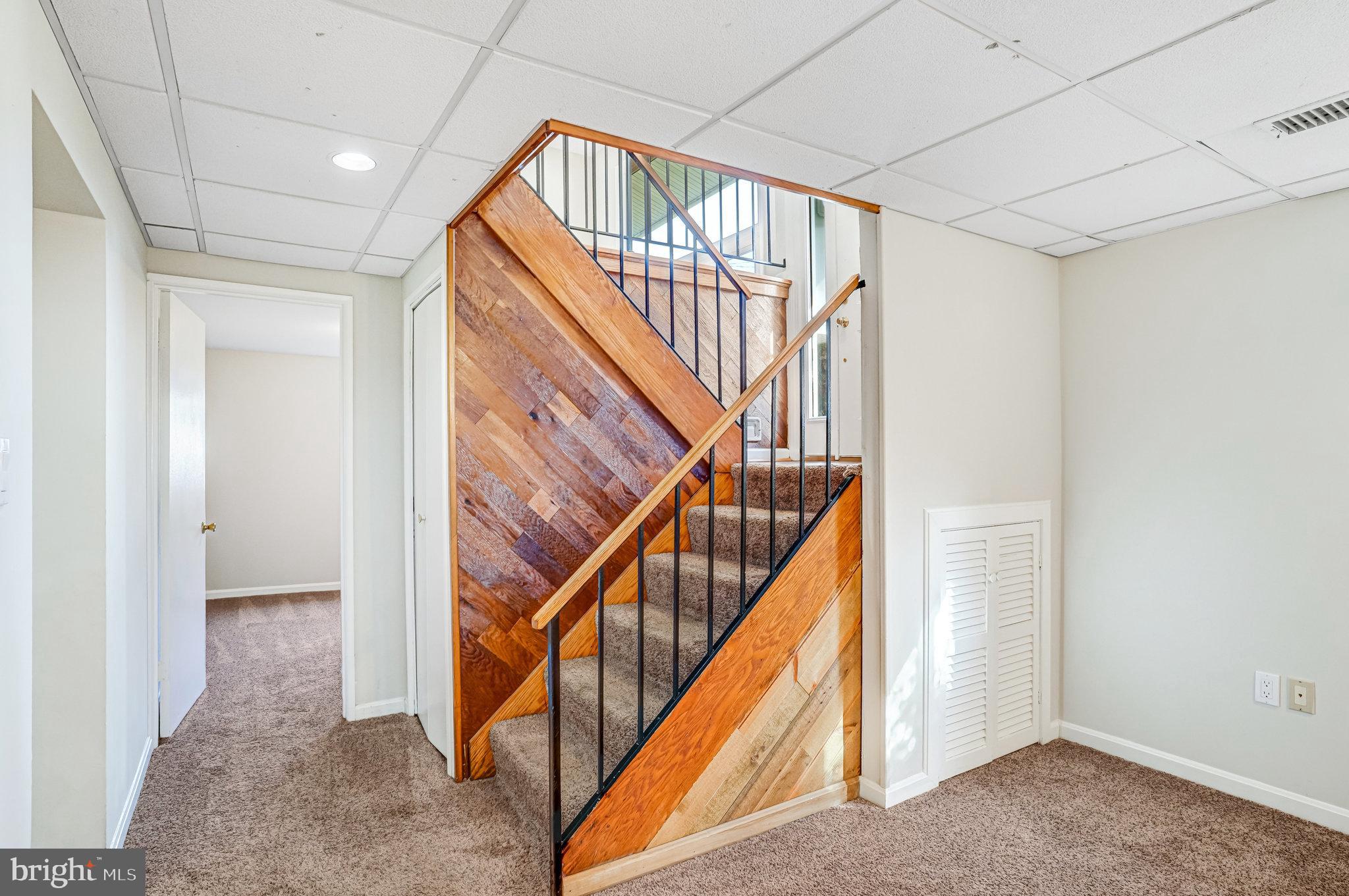 FAIRFAX VILLA - Residential Lease