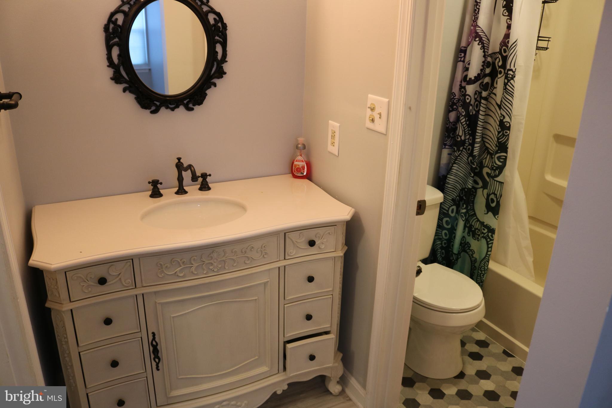 MONTGOMERY RUN - Residential